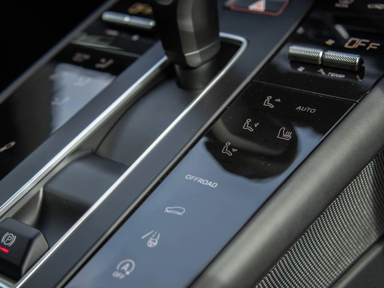 Porsche Macan view 57
