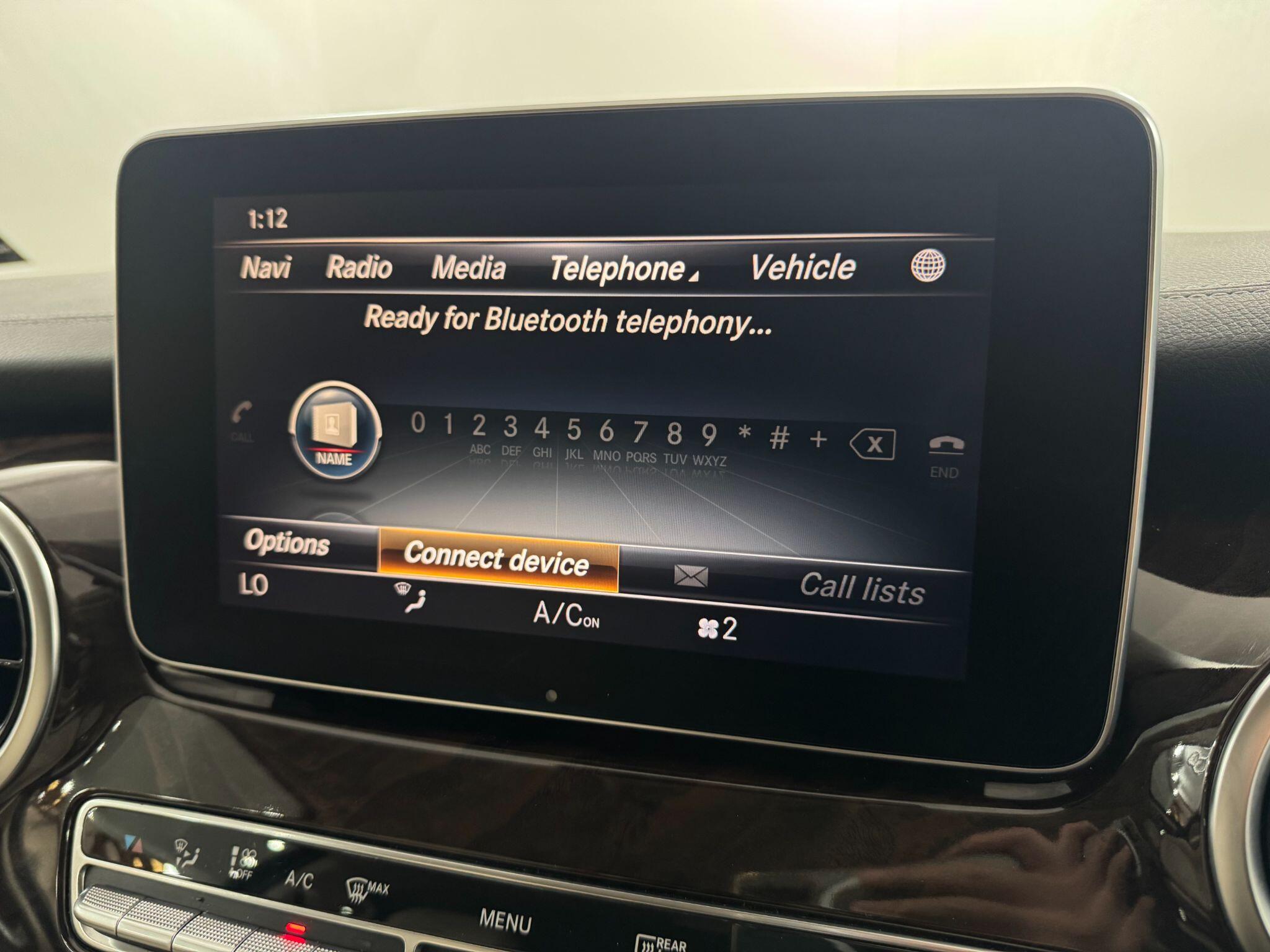 Mercedes-Benz V-Class view 40