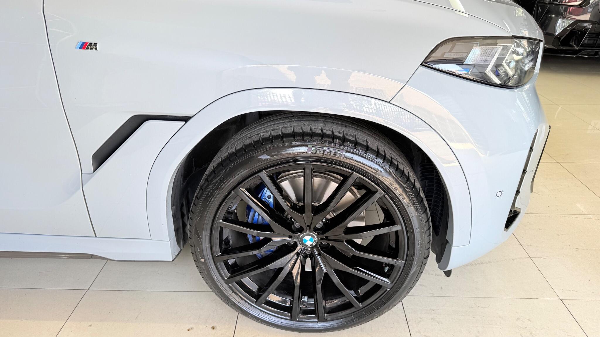 BMW X6 view 60