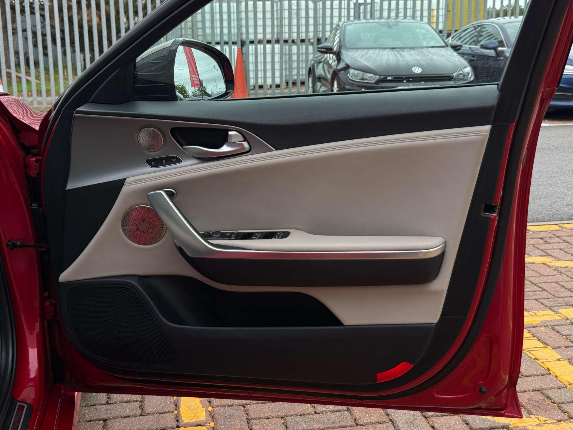 Kia Stinger view 20