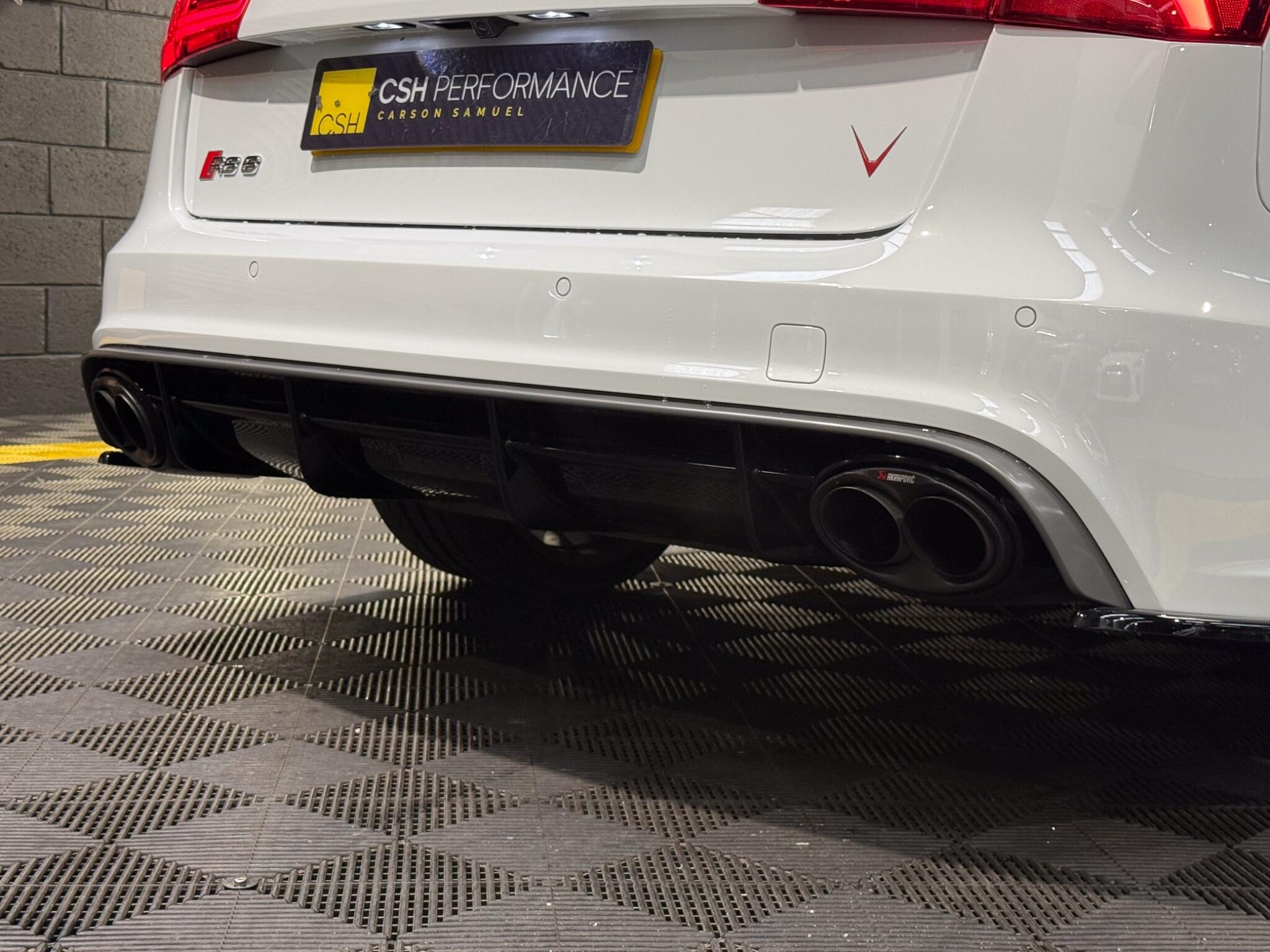 Audi RS6 Avant view 17