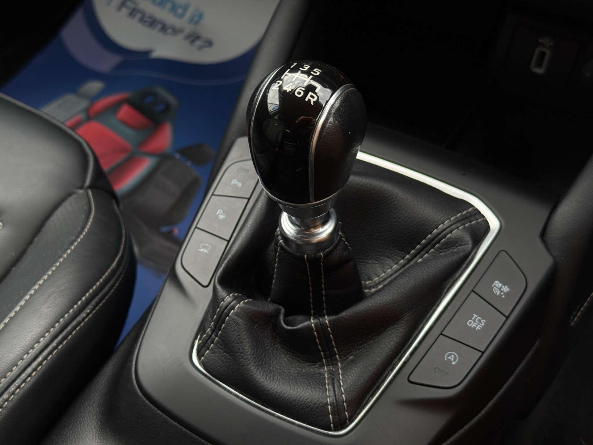 Ford Focus view 64