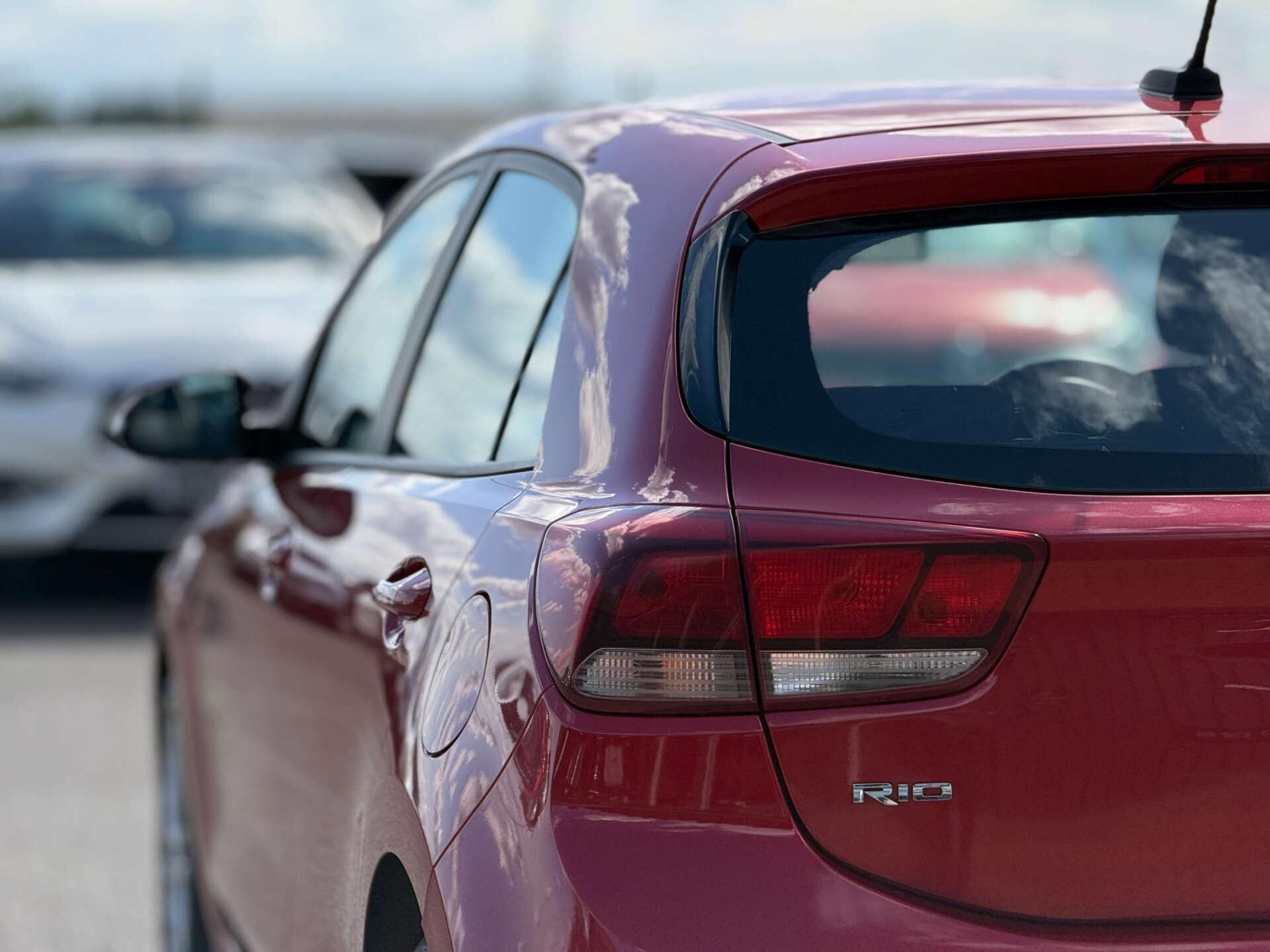 Kia Rio view 27