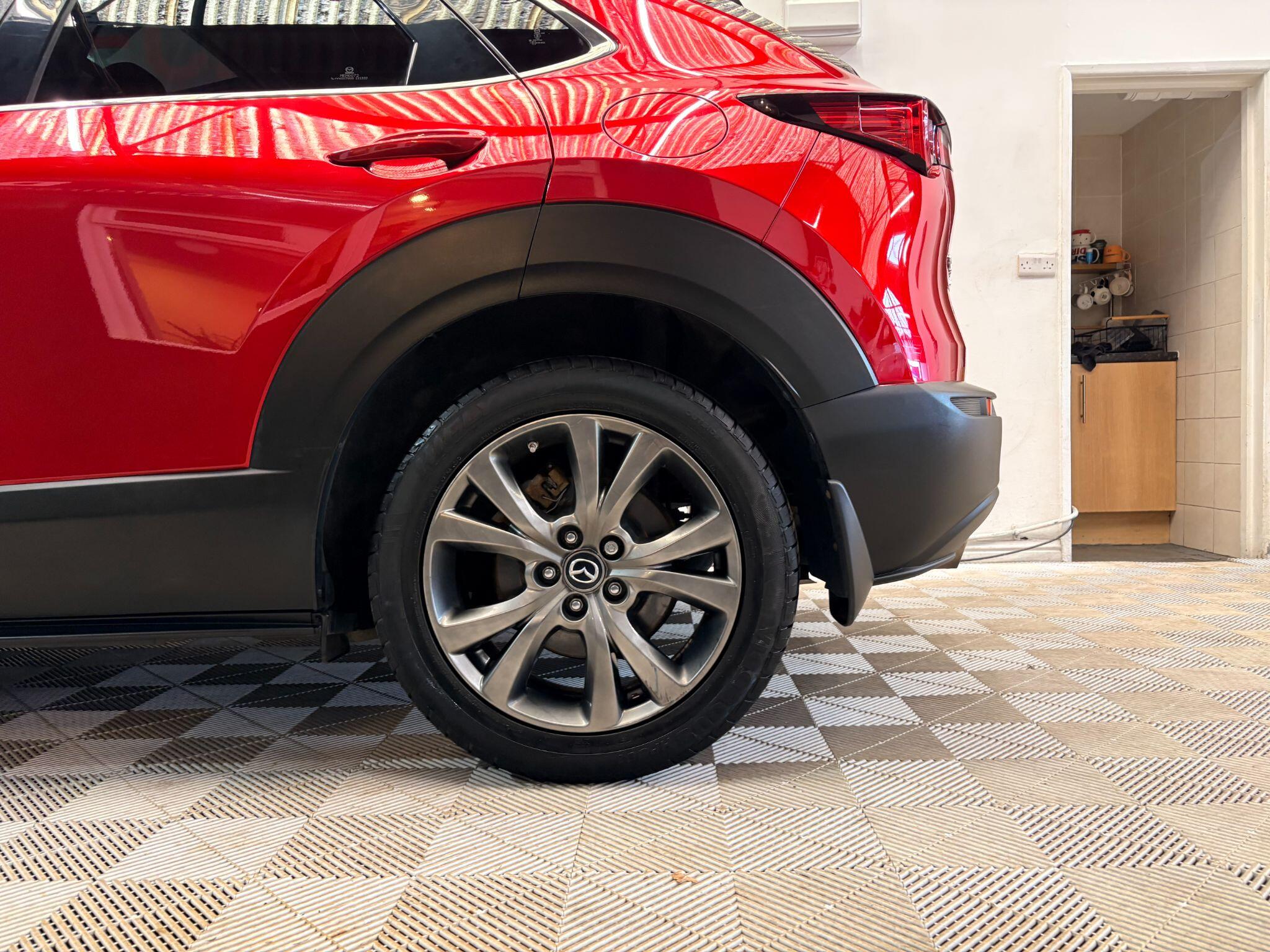Mazda CX-30 view 8