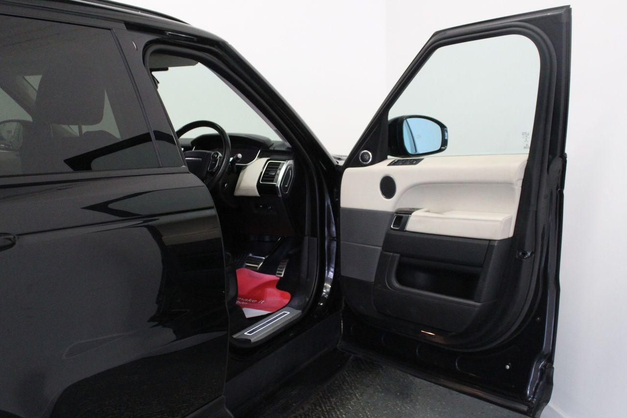 Land Rover Range Rover Sport view 16