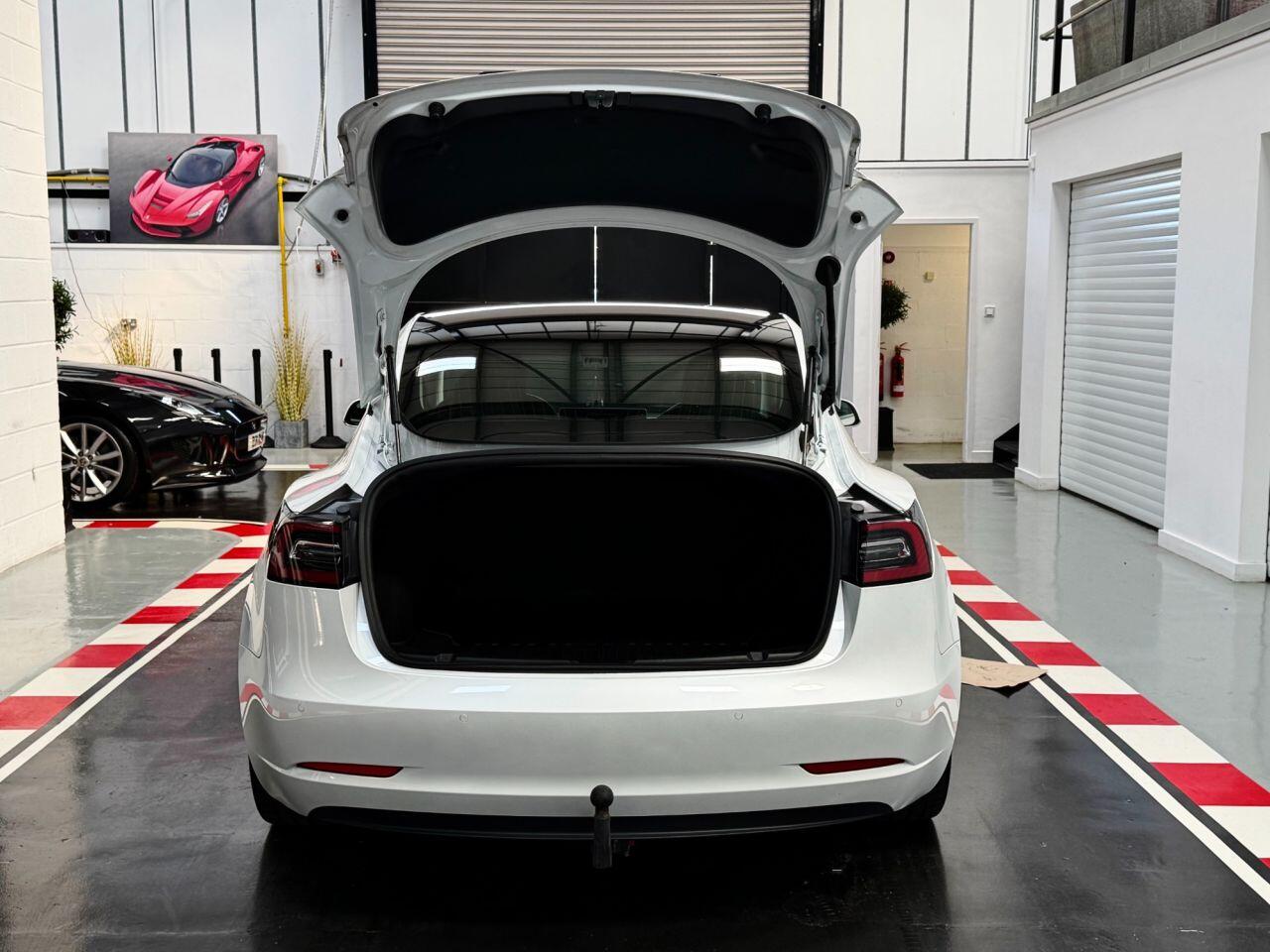 Tesla Model 3 view 9