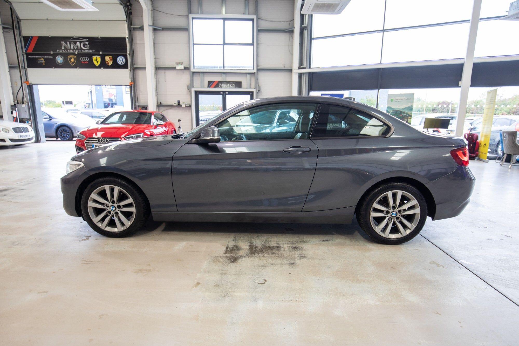BMW 2 Series view 30