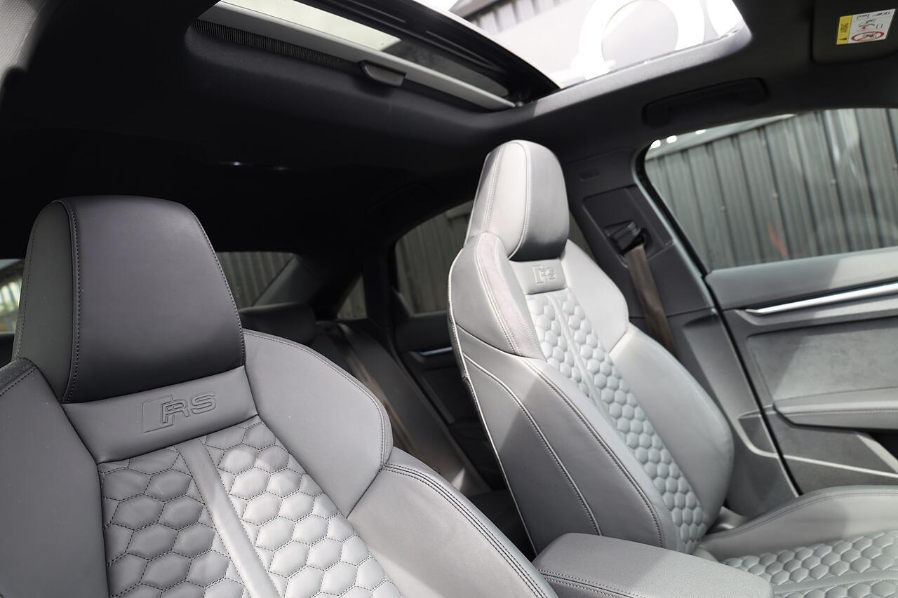 Audi RS3 view 9