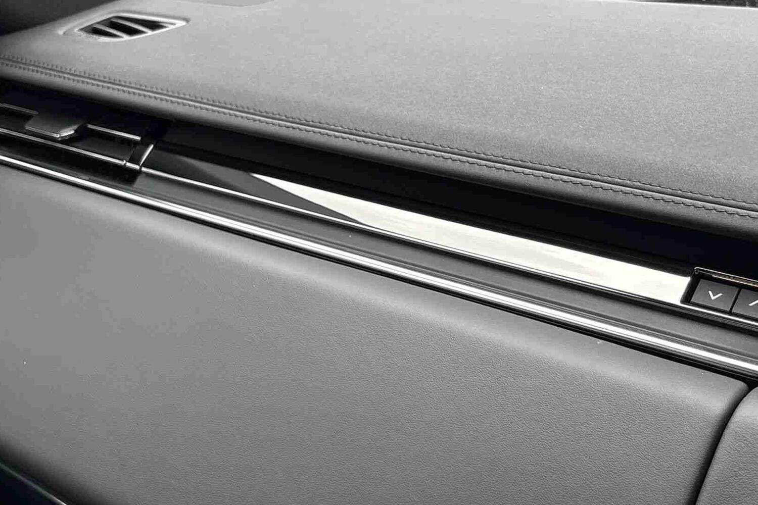 Land Rover Range Rover Sport view 35