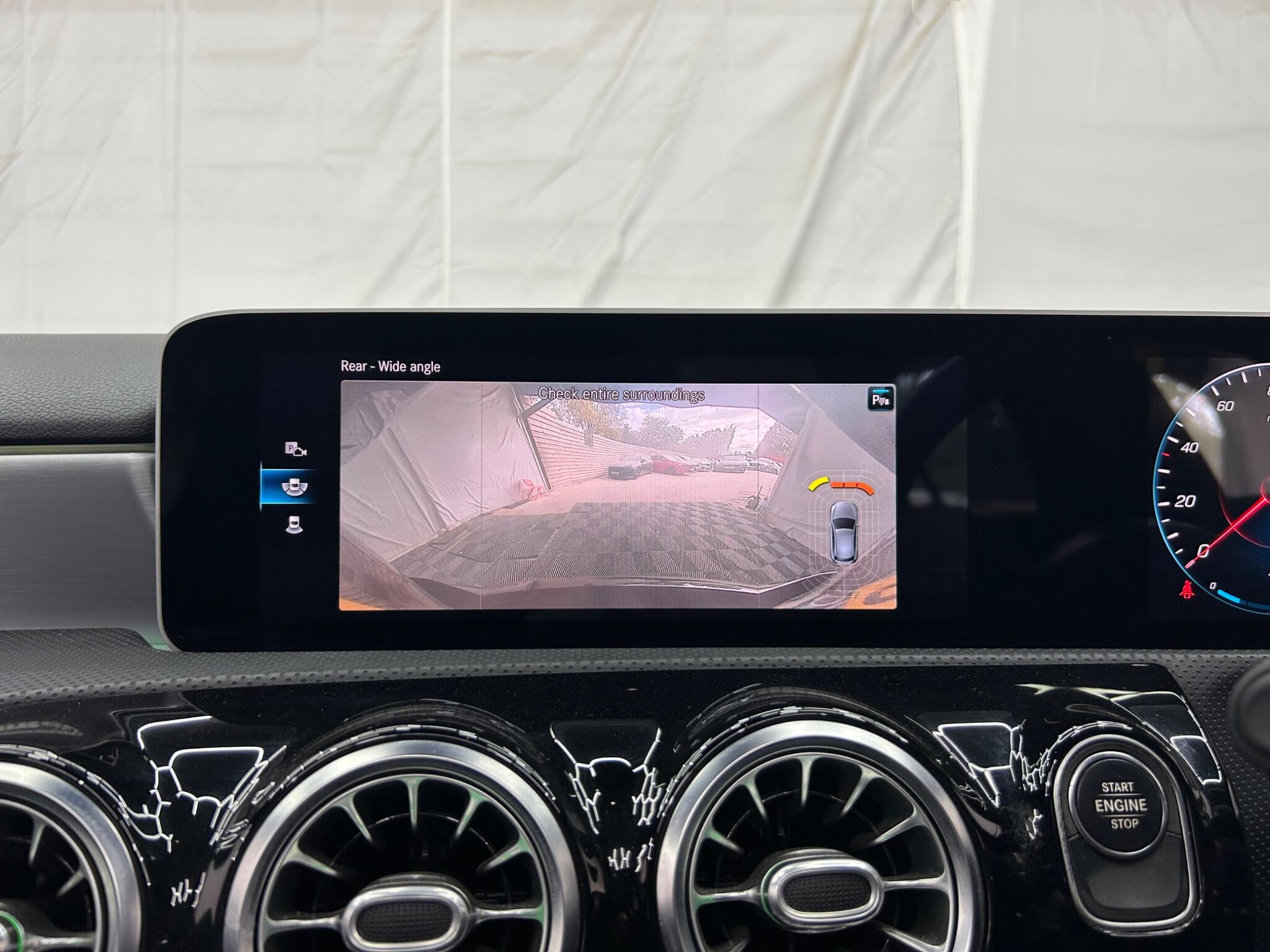 Mercedes-Benz A-Class view 38
