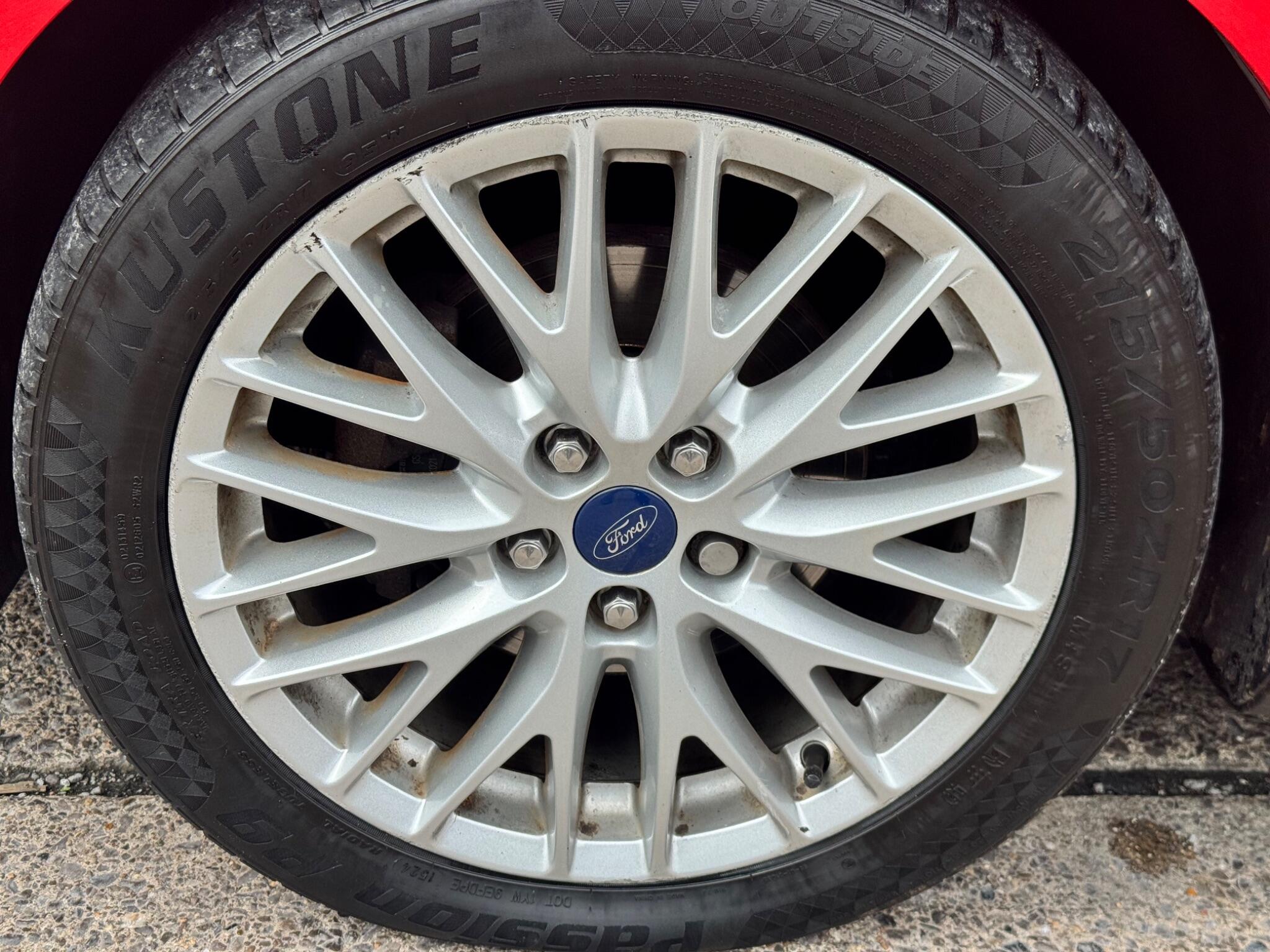 Ford Focus view 36