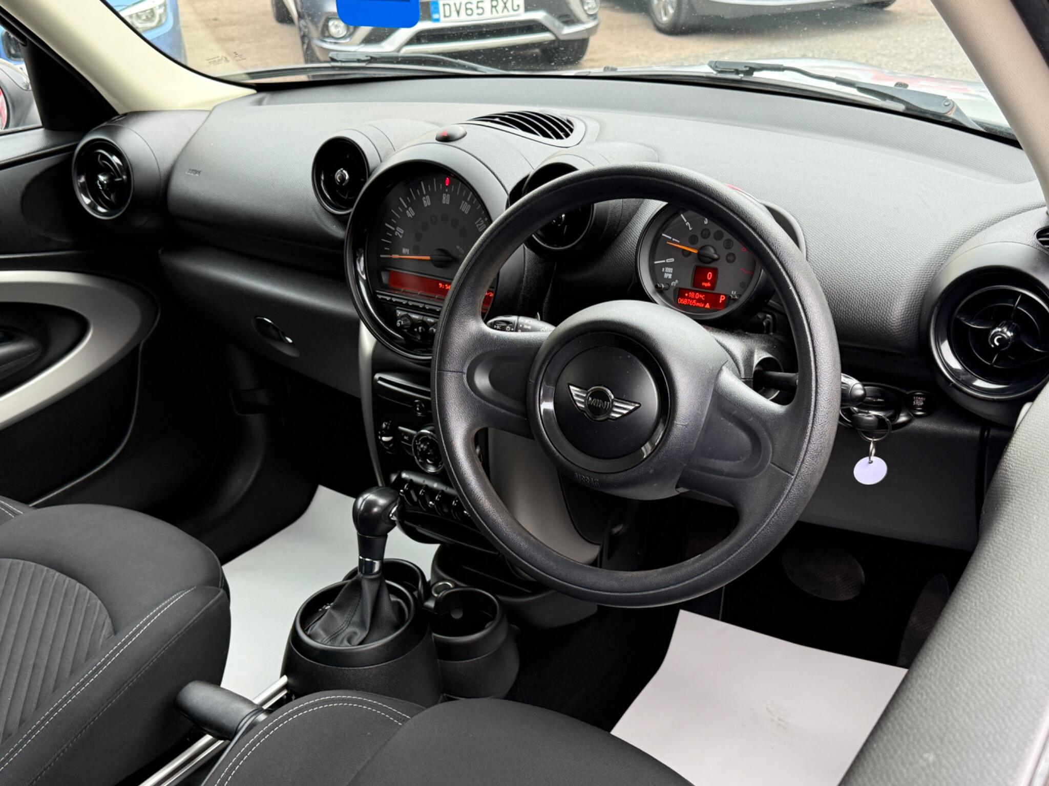 MINI Paceman - Image 3