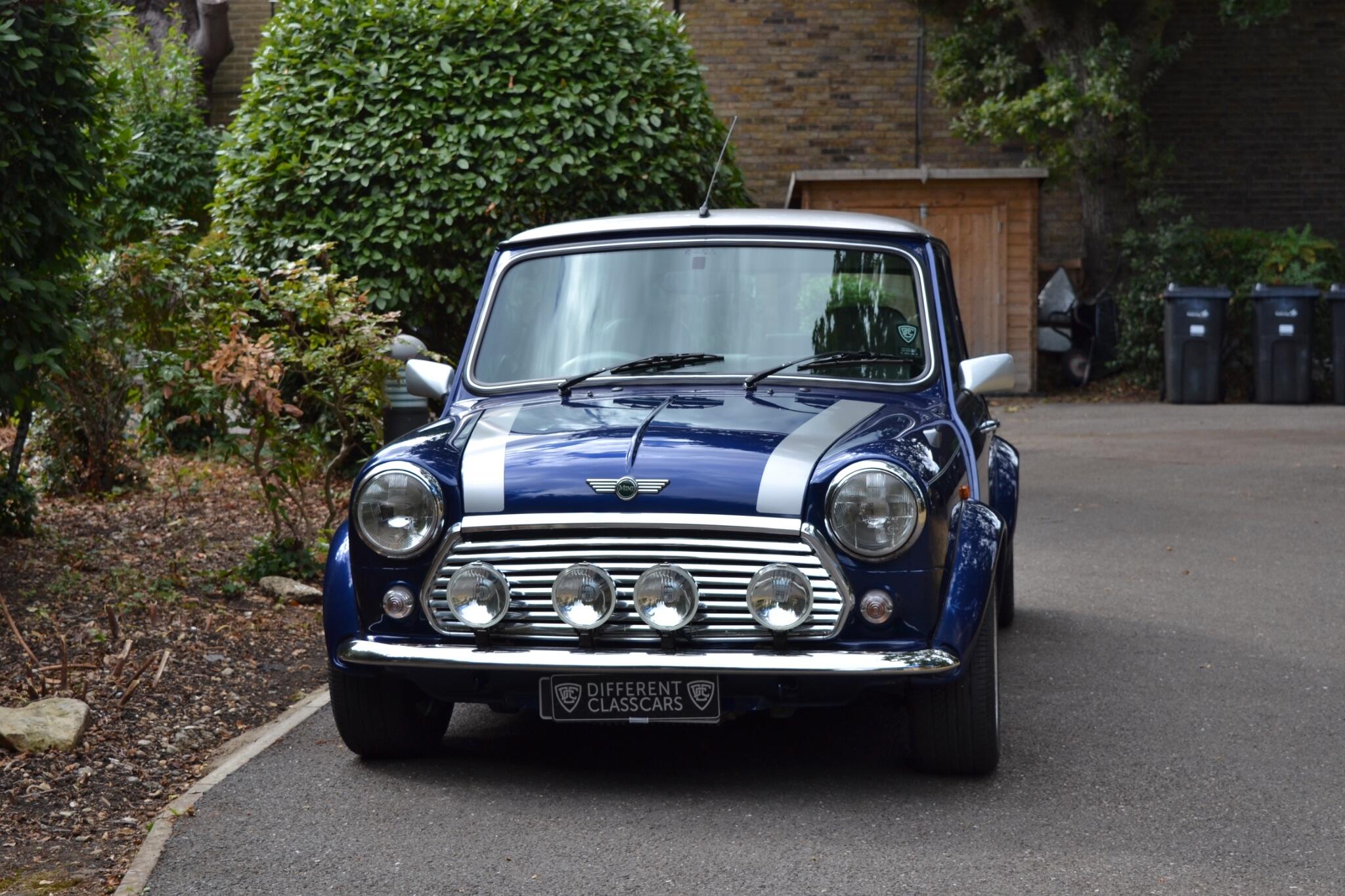 Rover Mini view 35