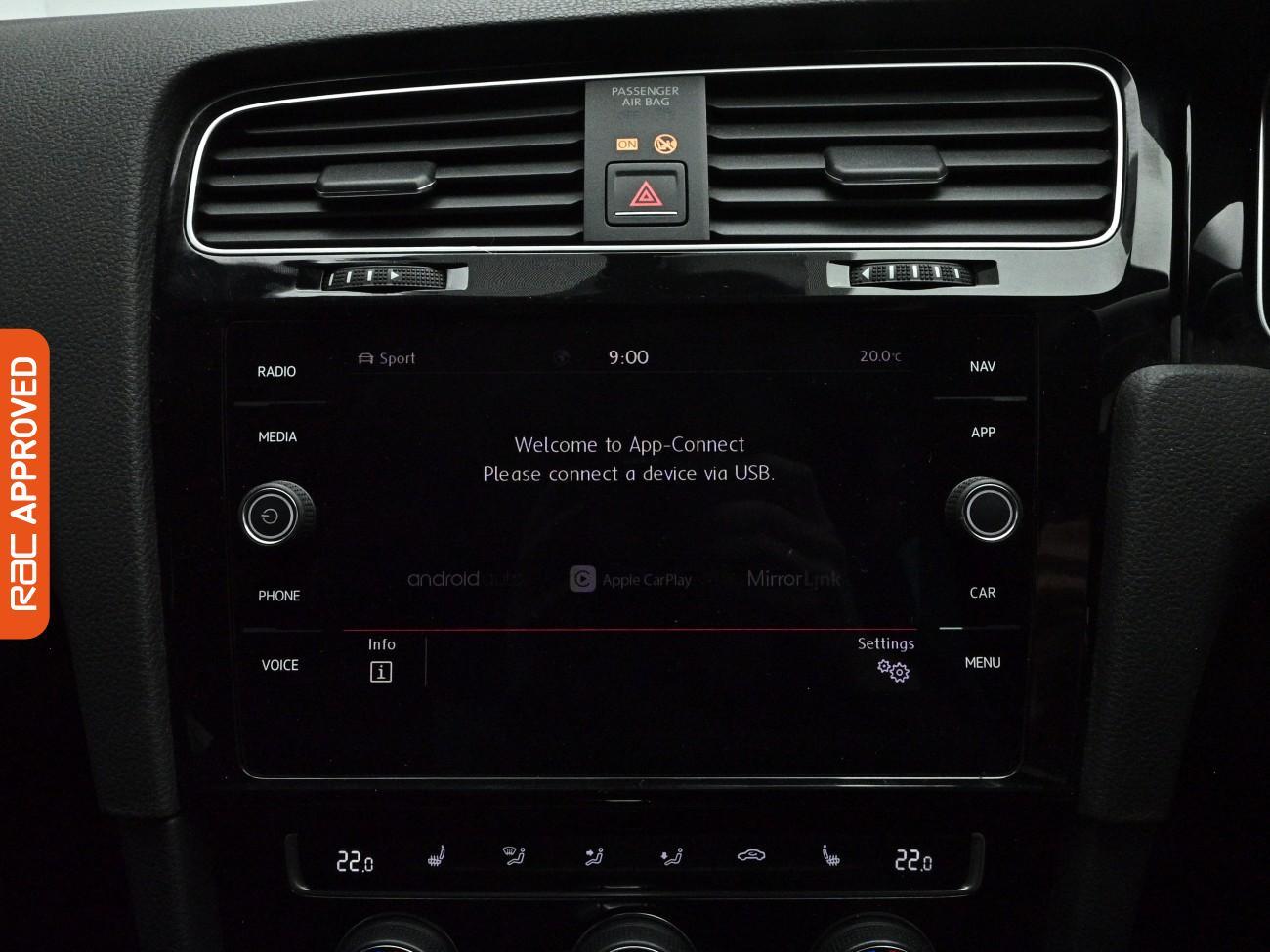 Volkswagen Golf view 19