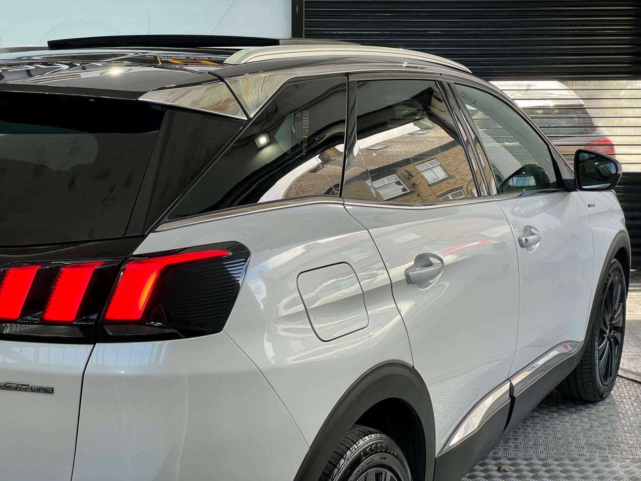 Peugeot 3008 view 14