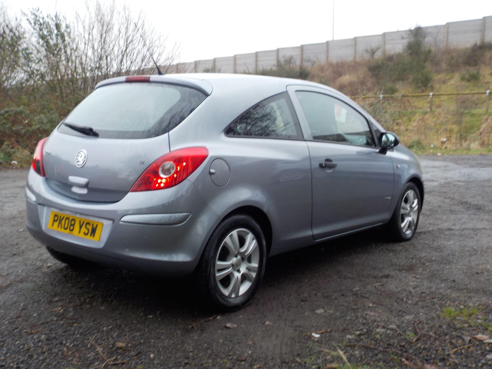 Vauxhall Corsa 1.2i 16v Breeze 3dr