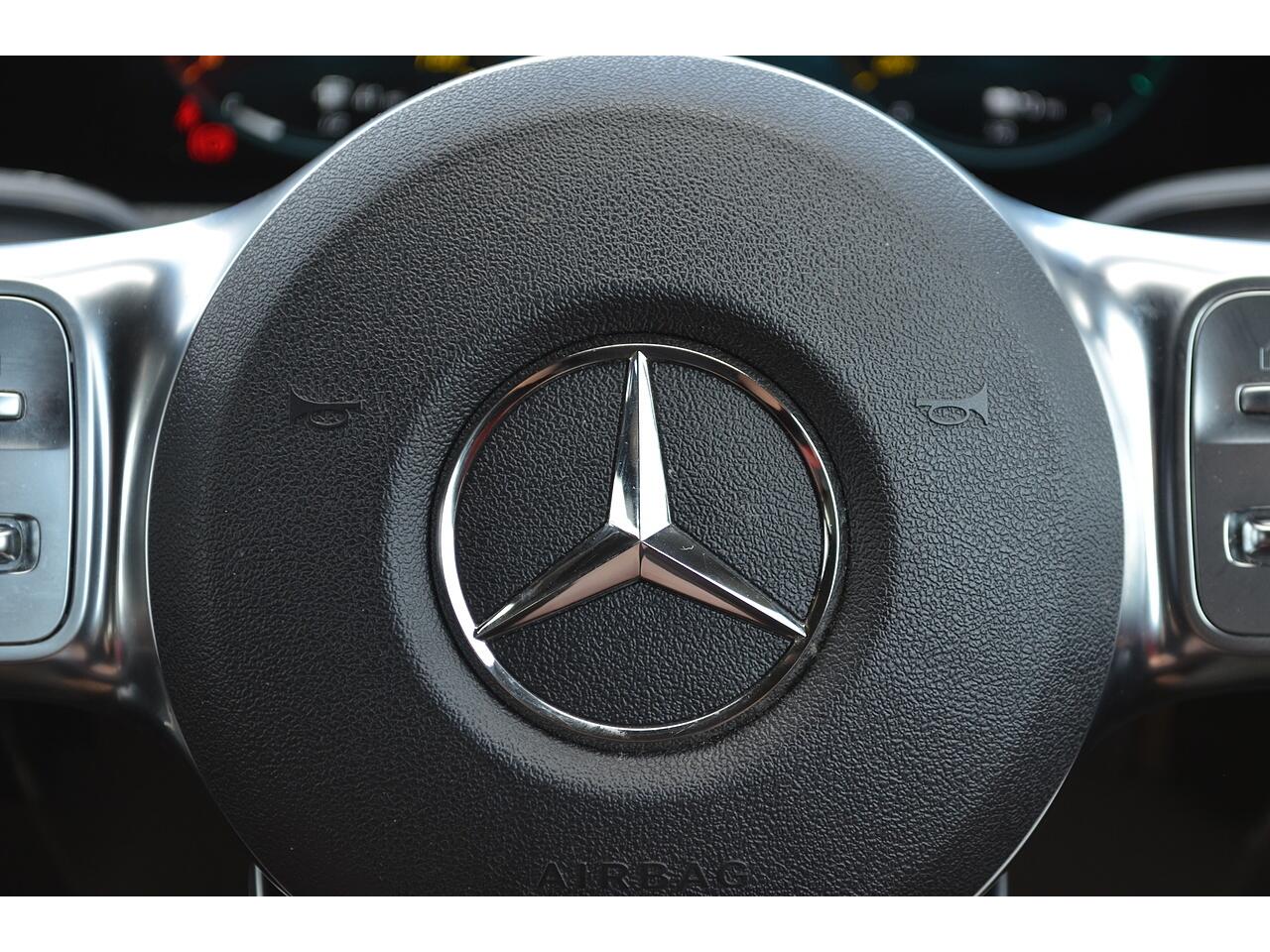Mercedes-Benz Cla view 28