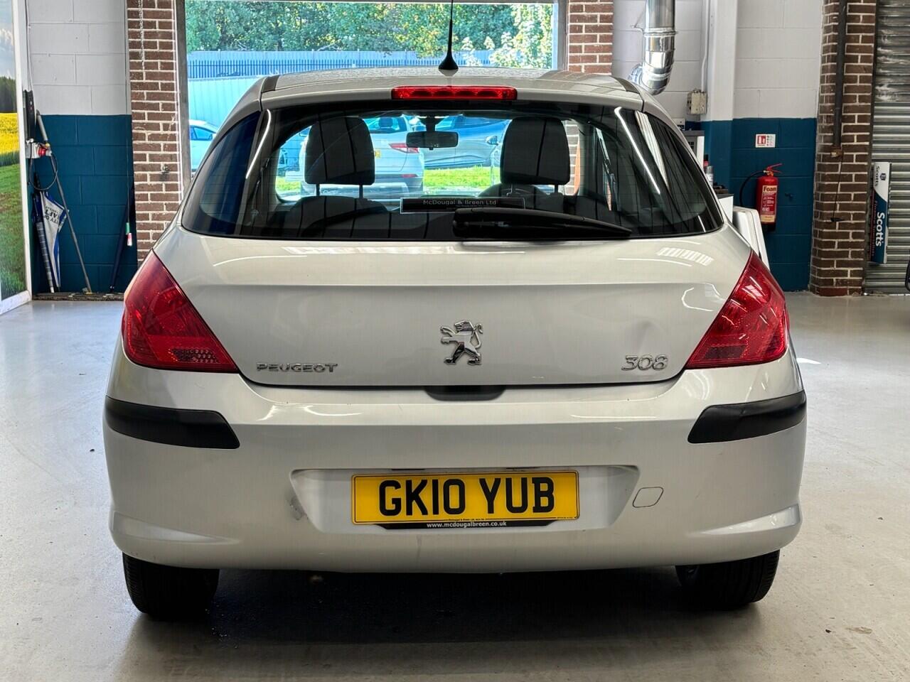 Peugeot 308 view 7