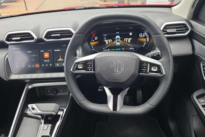 MG ZS view 11