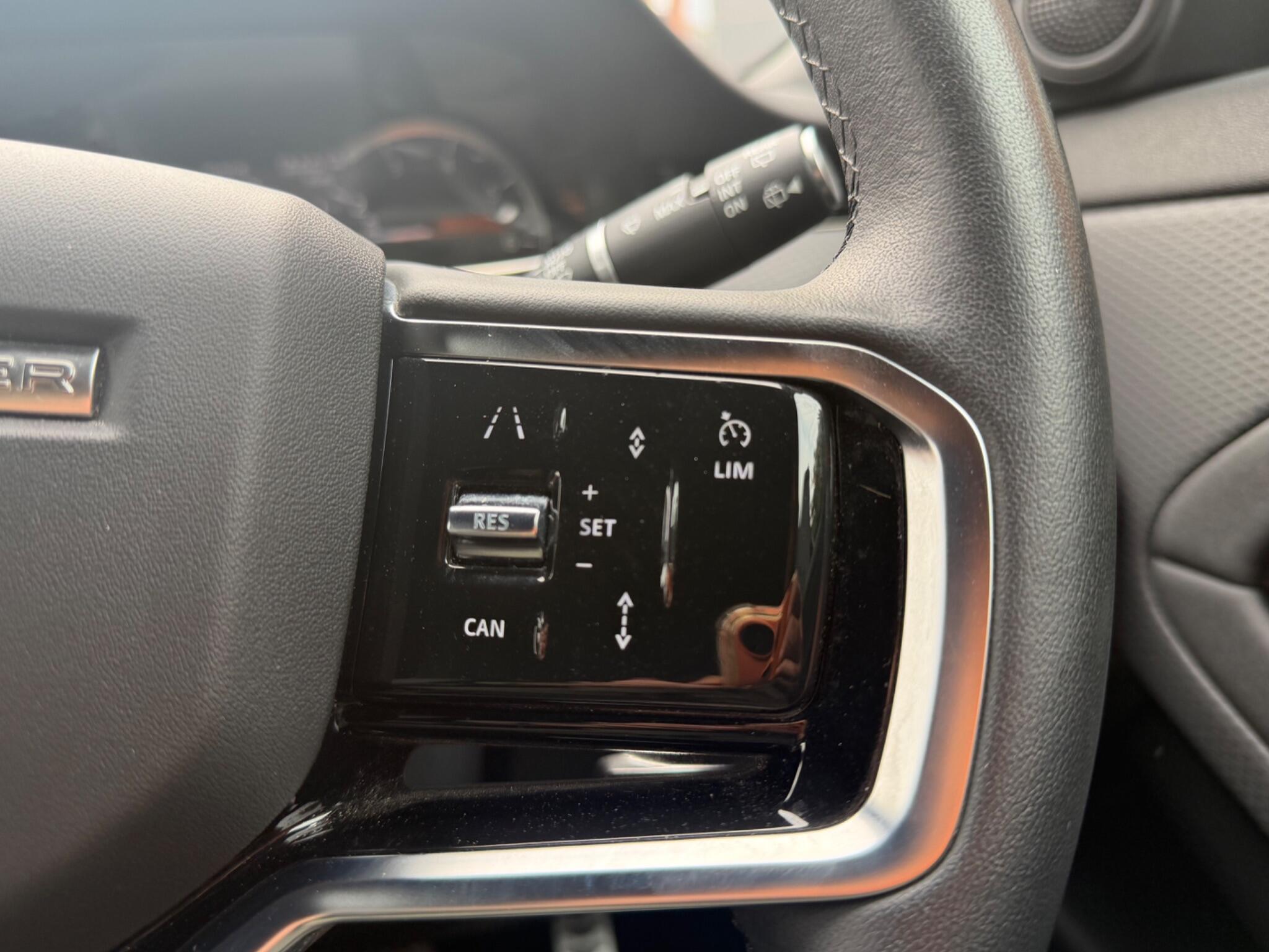 Land Rover Range Rover Evoque view 46