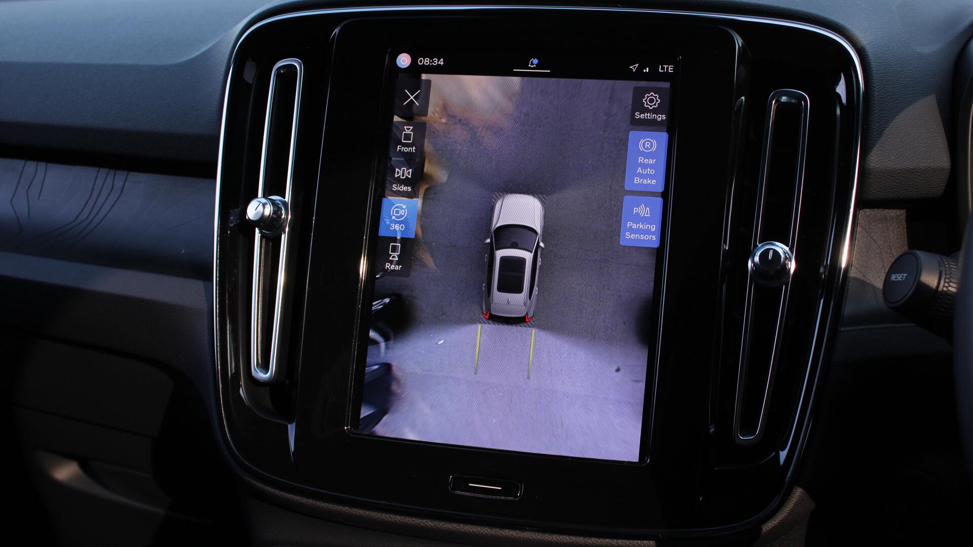 Volvo XC40 view 47