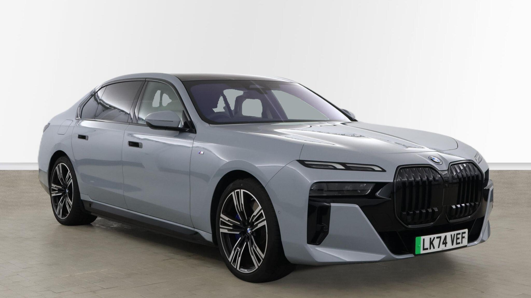 BMW i7