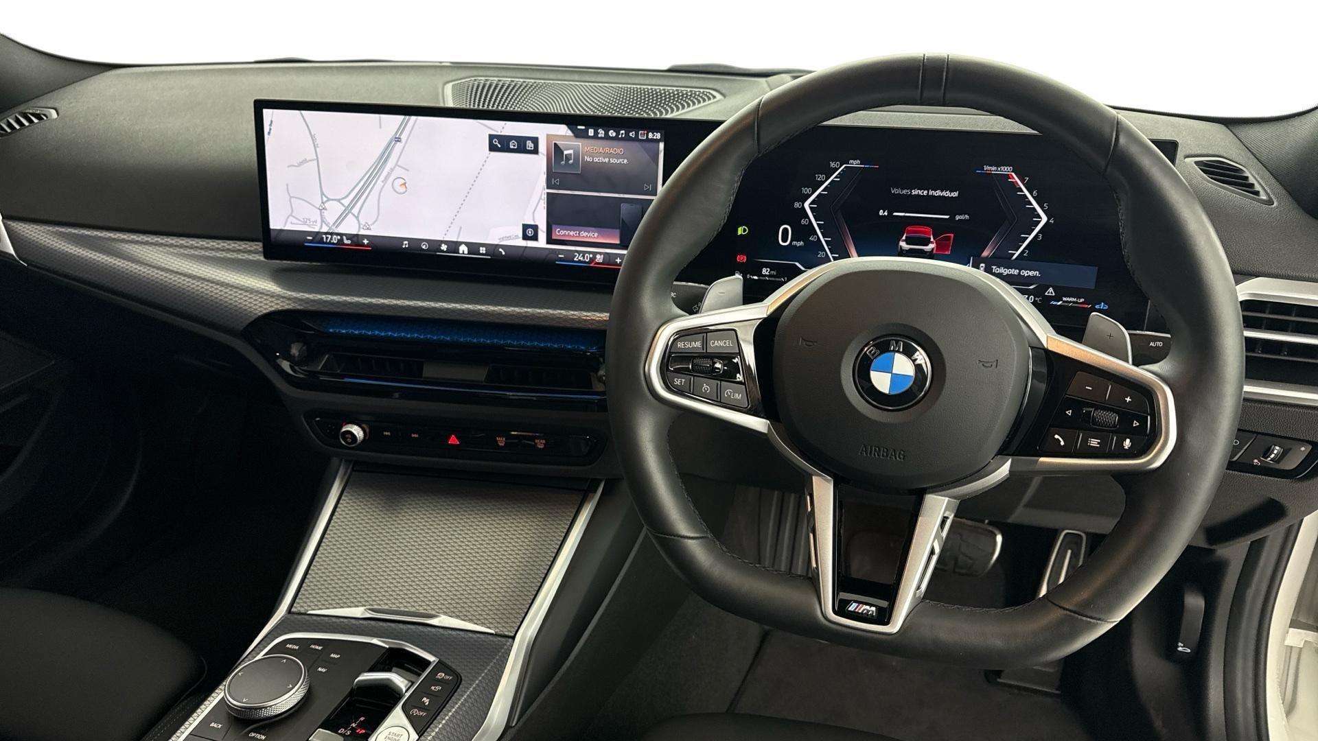 BMW 3 Series view 5