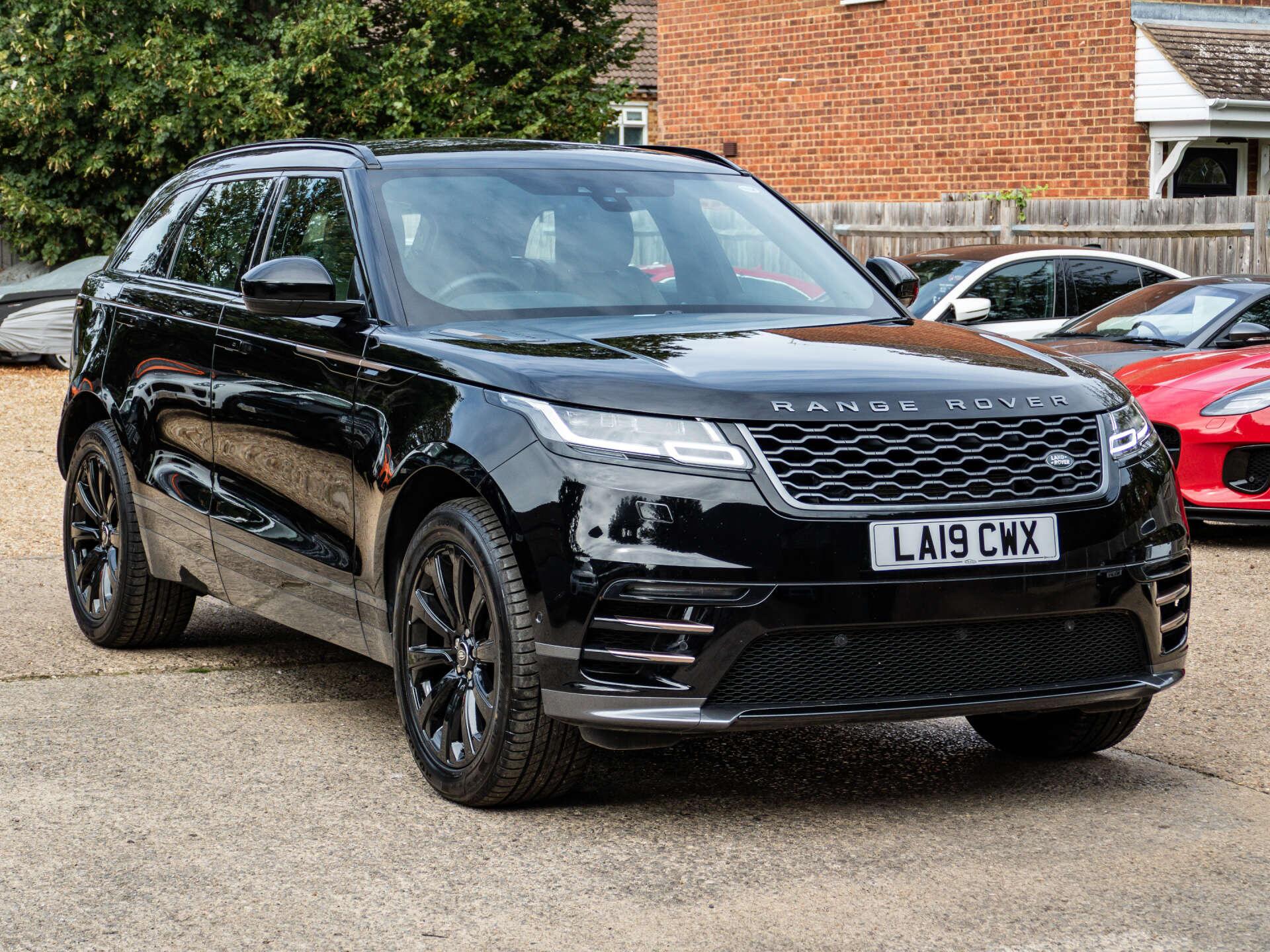 Land Rover Range Rover Velar view 6