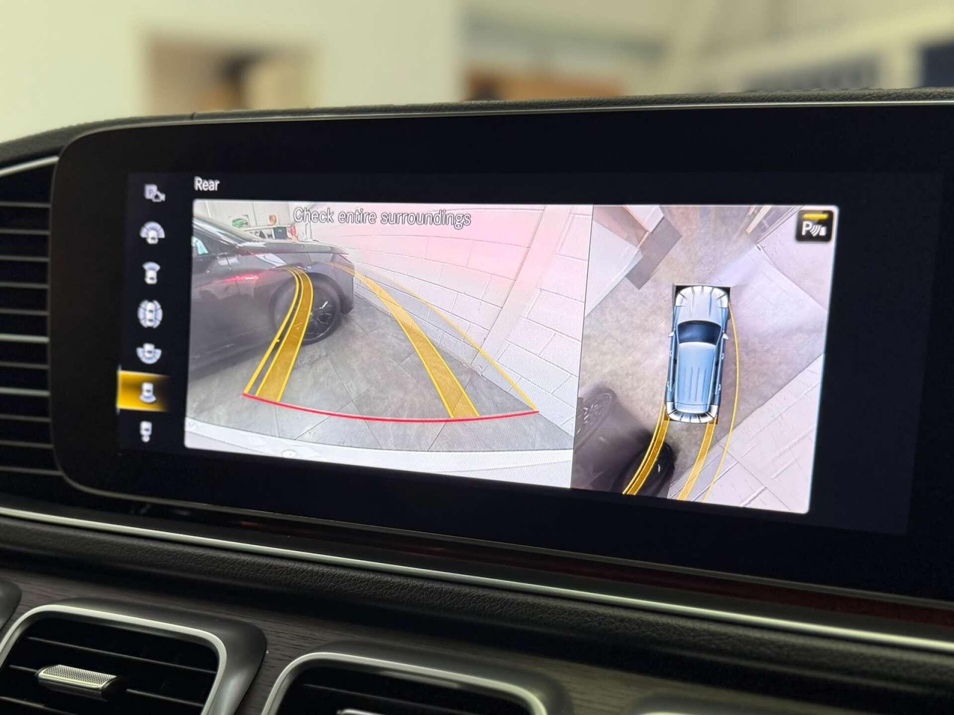 Mercedes-Benz Gle view 20