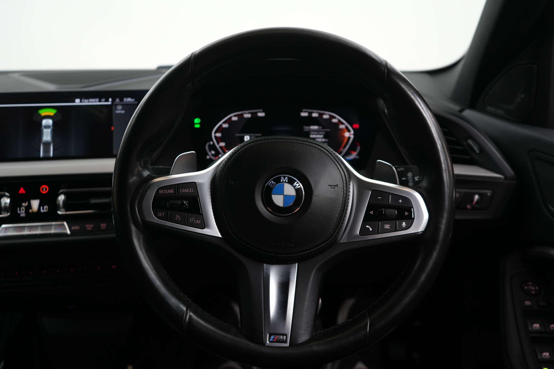 BMW 1 Series view 43