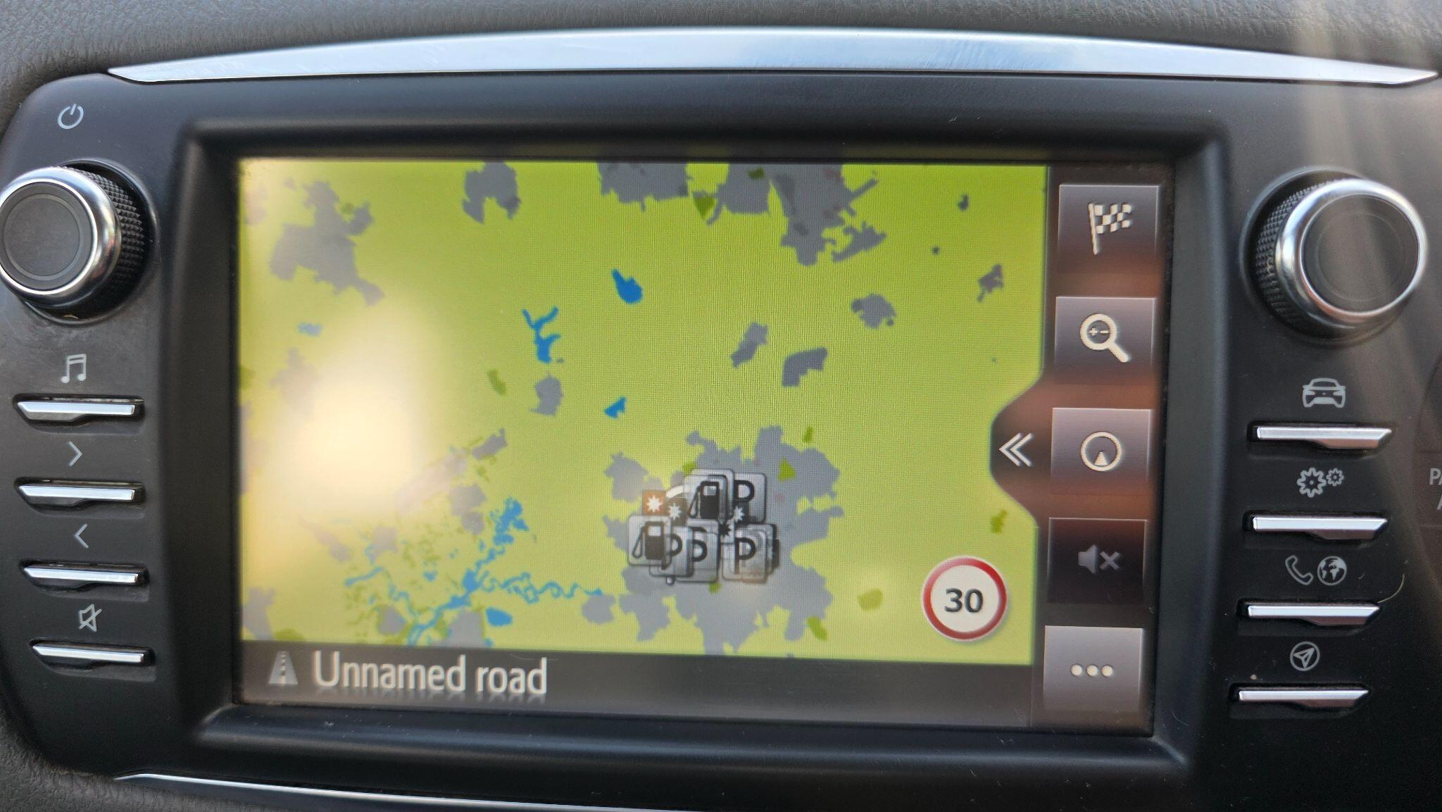 Toyota Yaris view 22