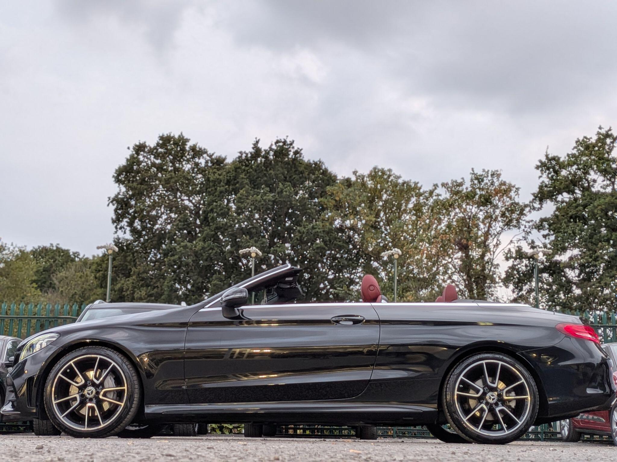 Mercedes-Benz C Class view 23