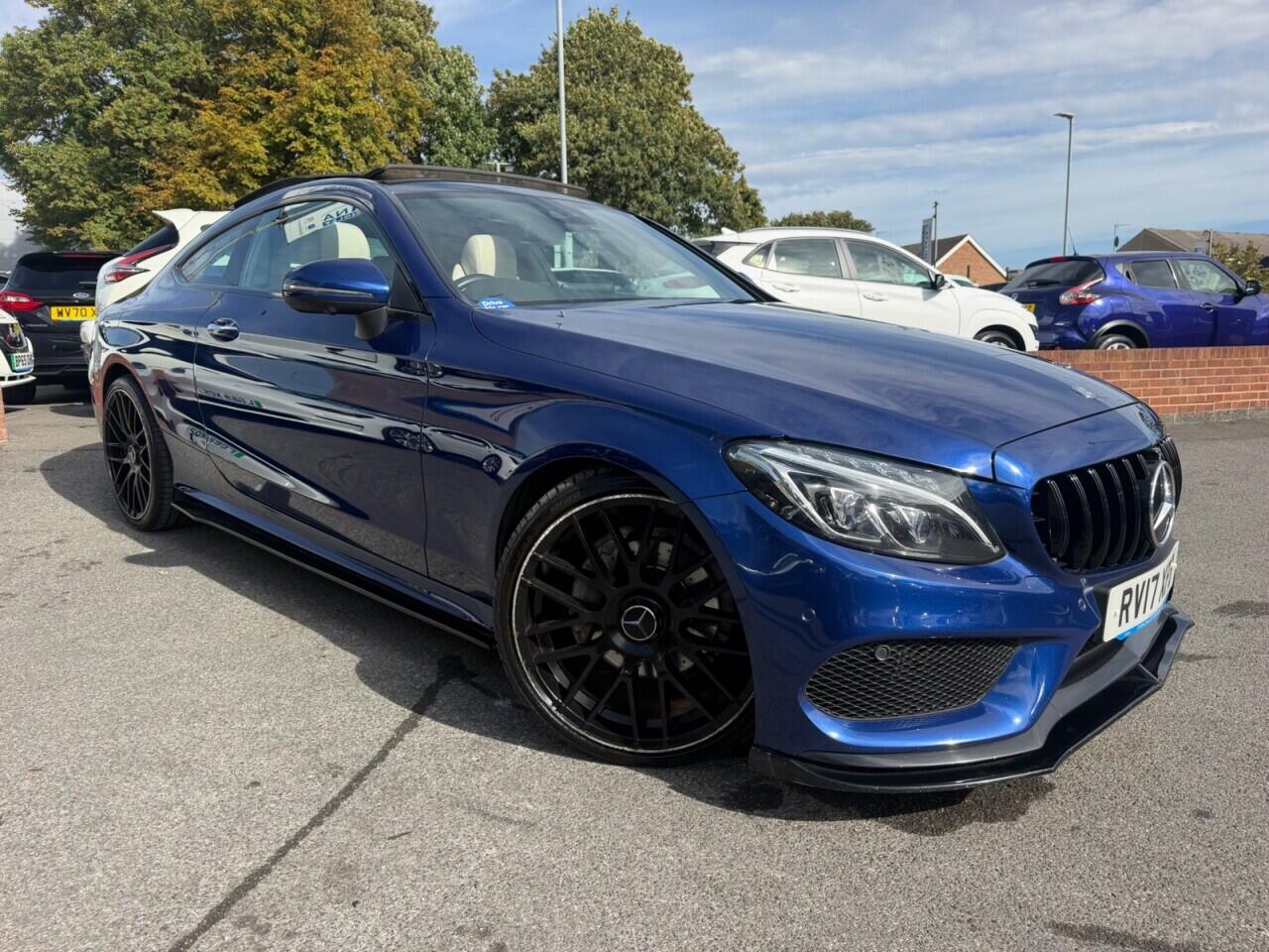 Mercedes-Benz C-Class view 12