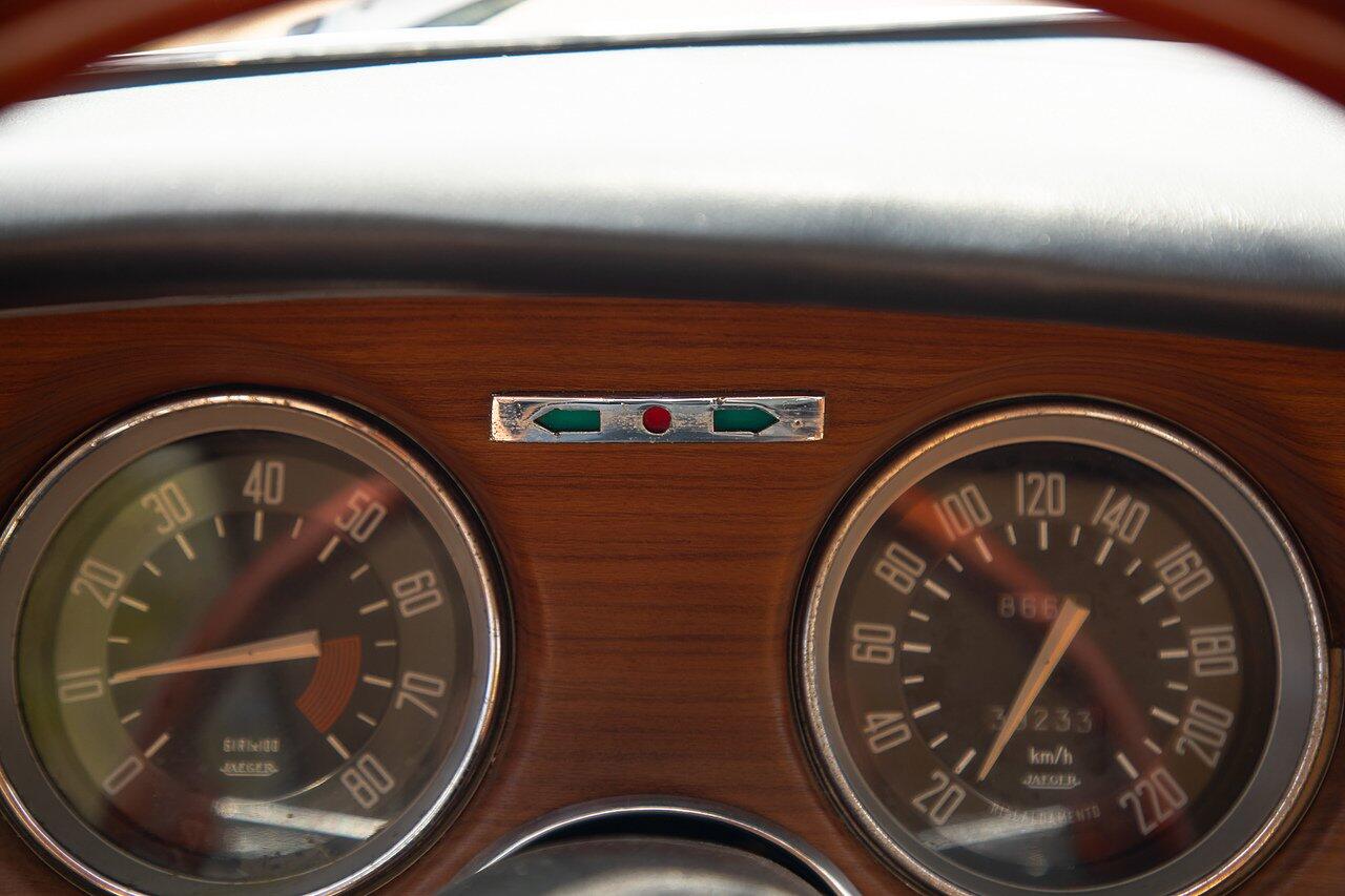 Alfa Romeo Giulia view 49