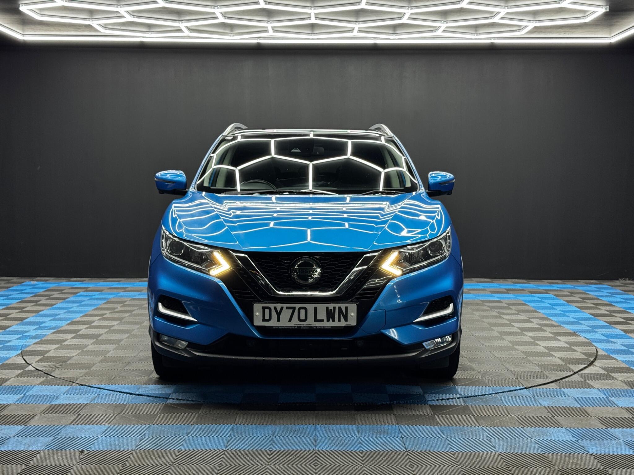 Nissan Qashqai view 2