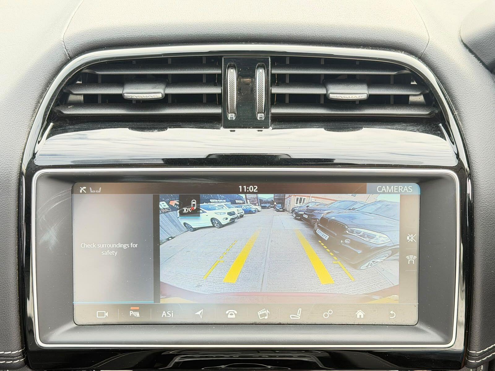 Jaguar F-Pace view 30