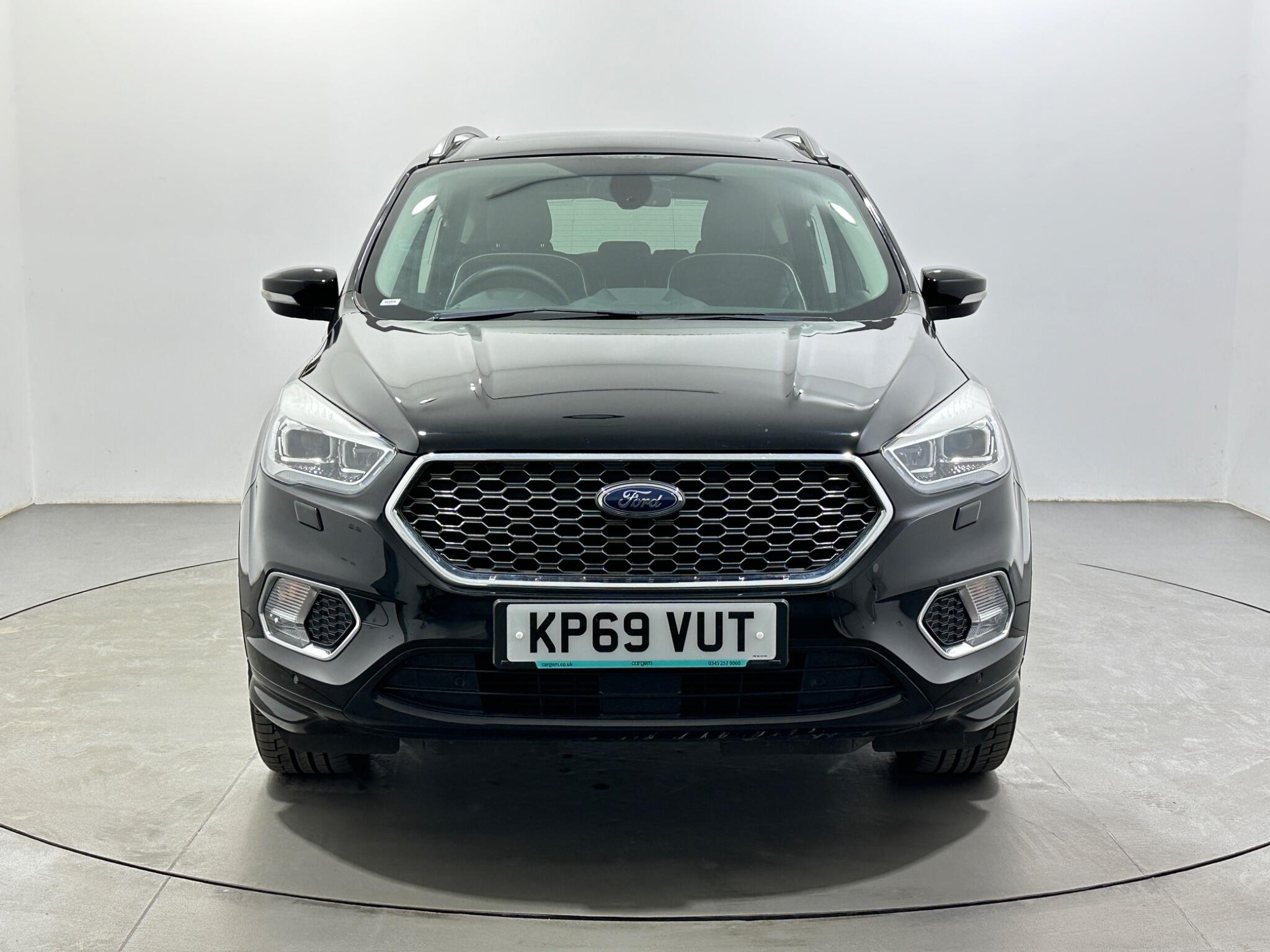 Ford Kuga view 3