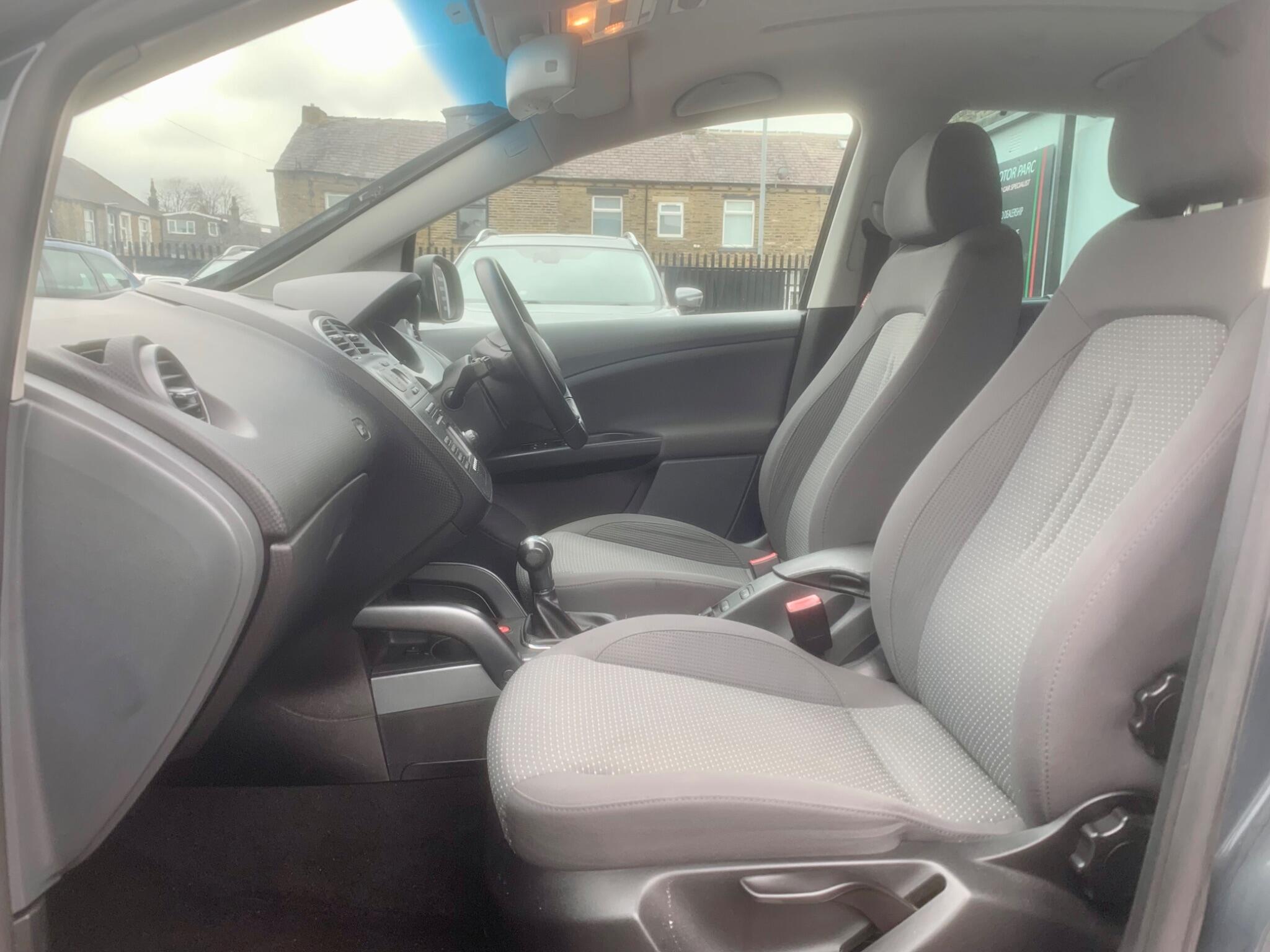Seat Altea XL view 22