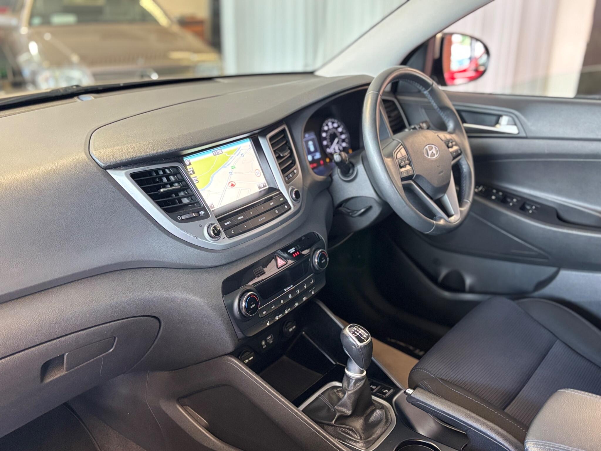 Hyundai Tucson view 10