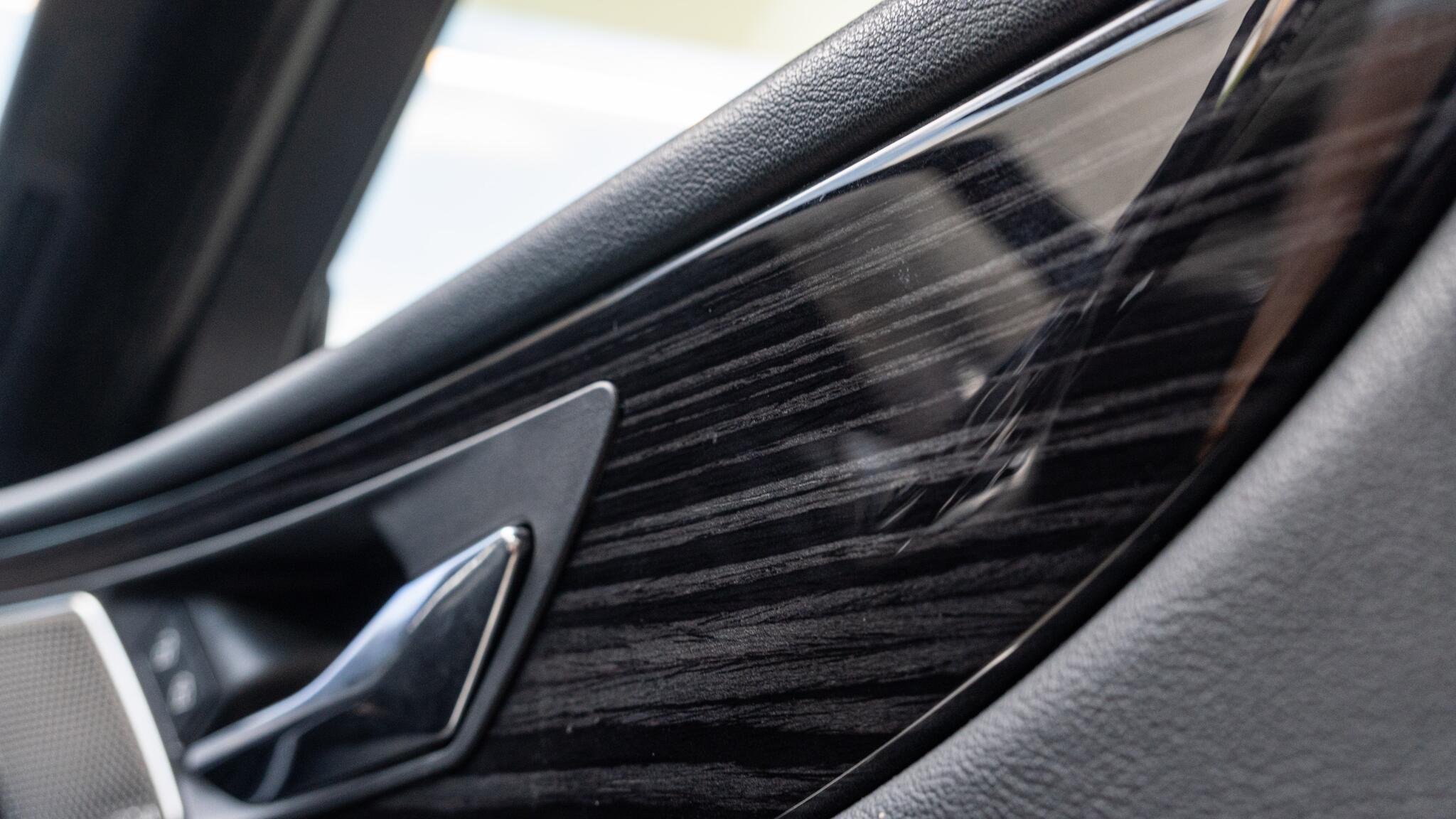 Jaguar Xe view 90