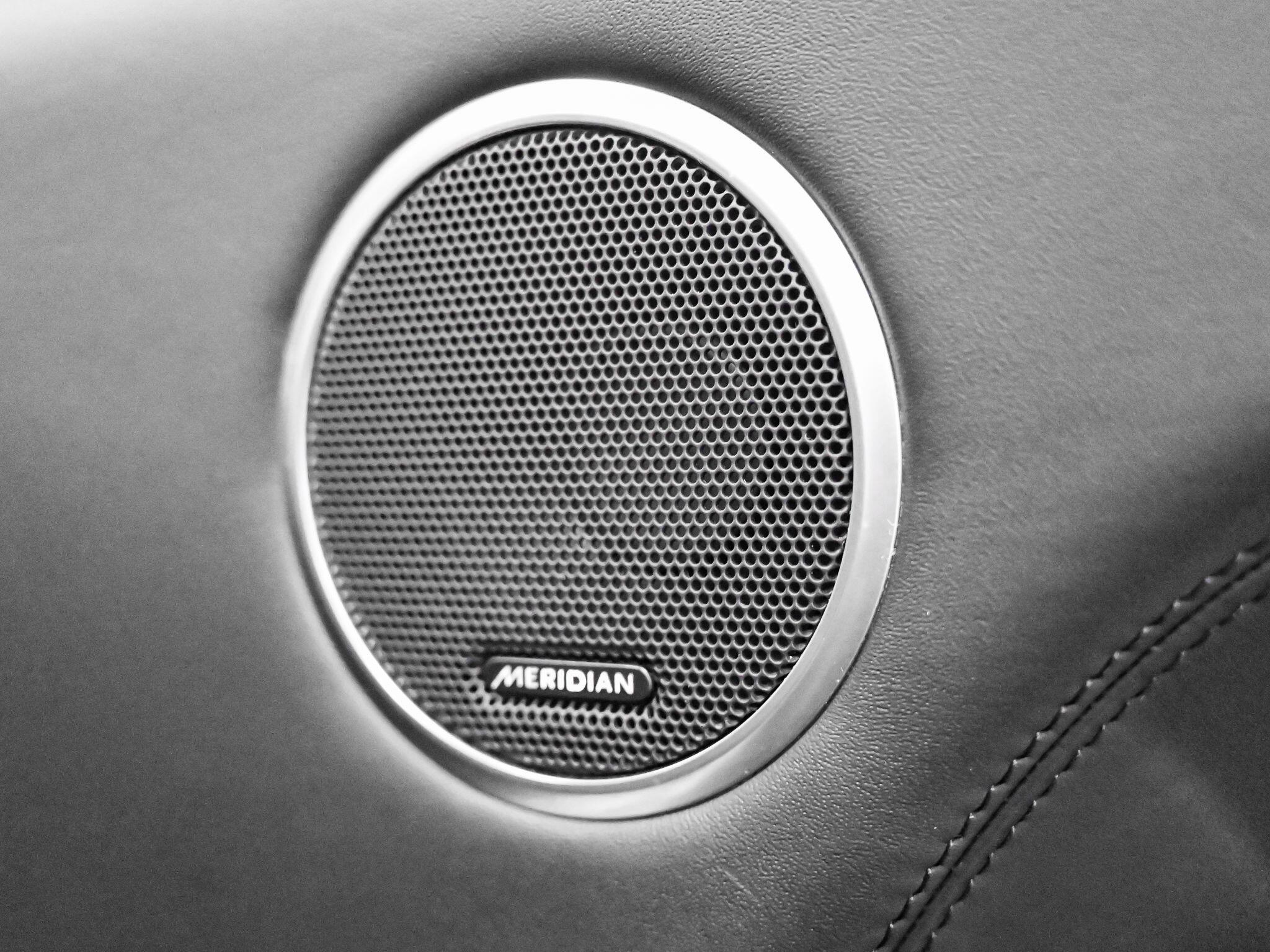 Land Rover Range Rover Sport view 26