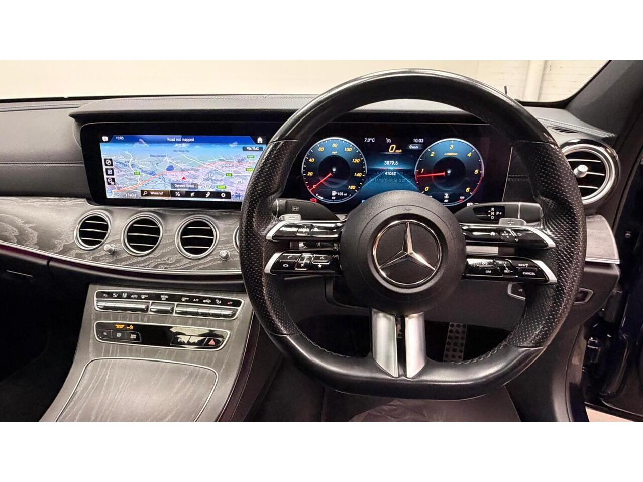 Mercedes-Benz E-Class view 21
