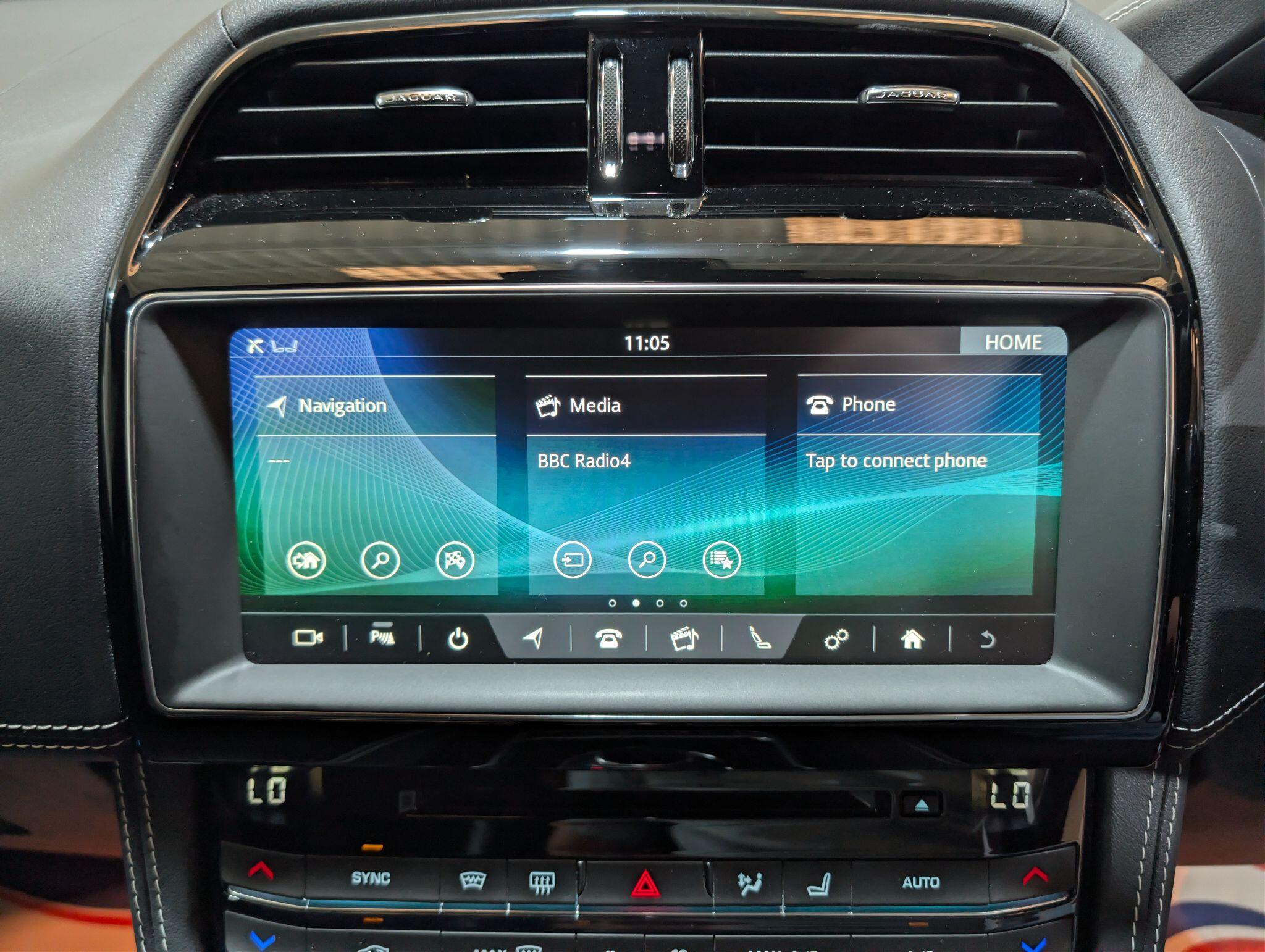 Jaguar F-Pace view 56