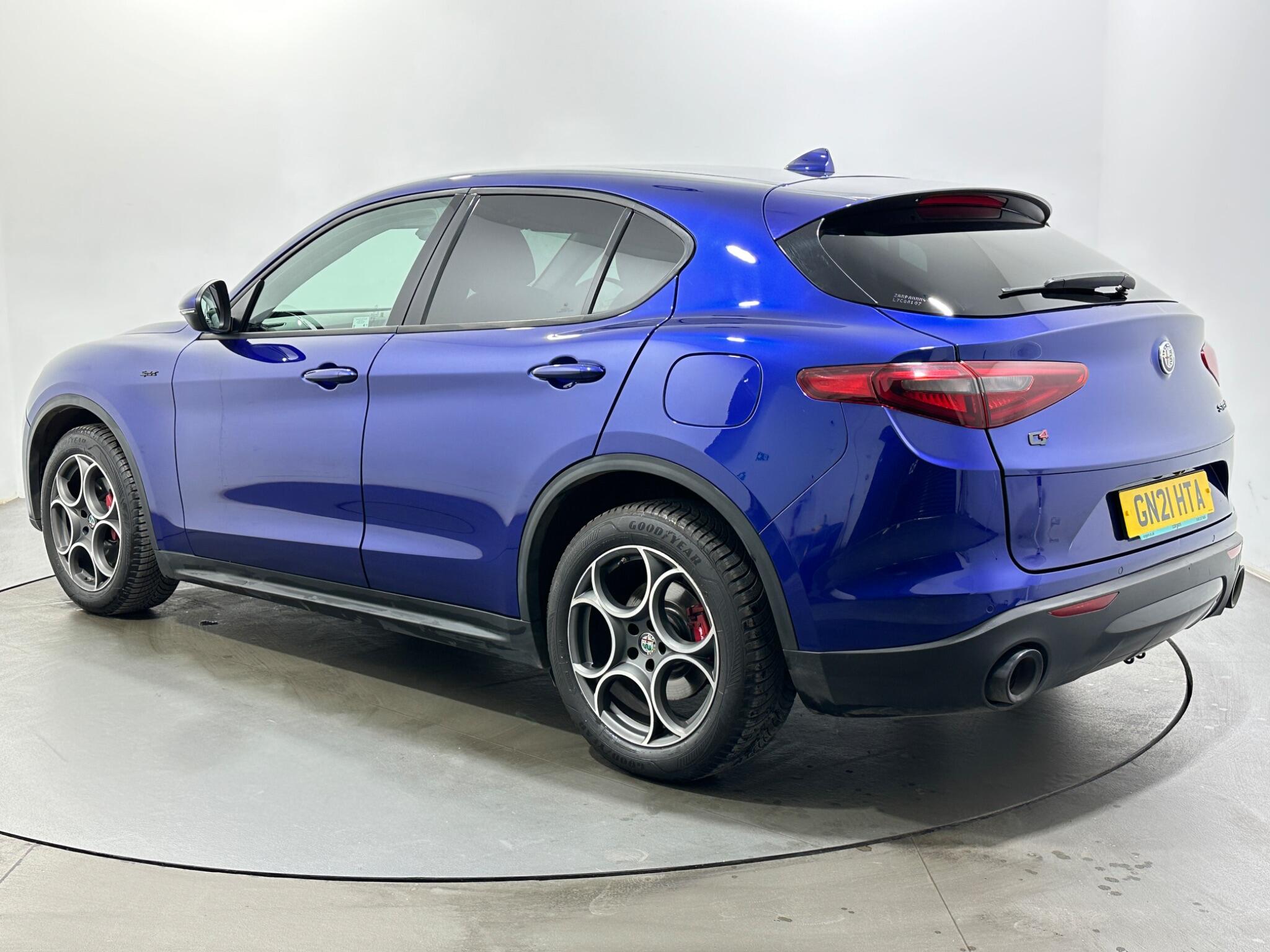 Alfa Romeo Stelvio view 6