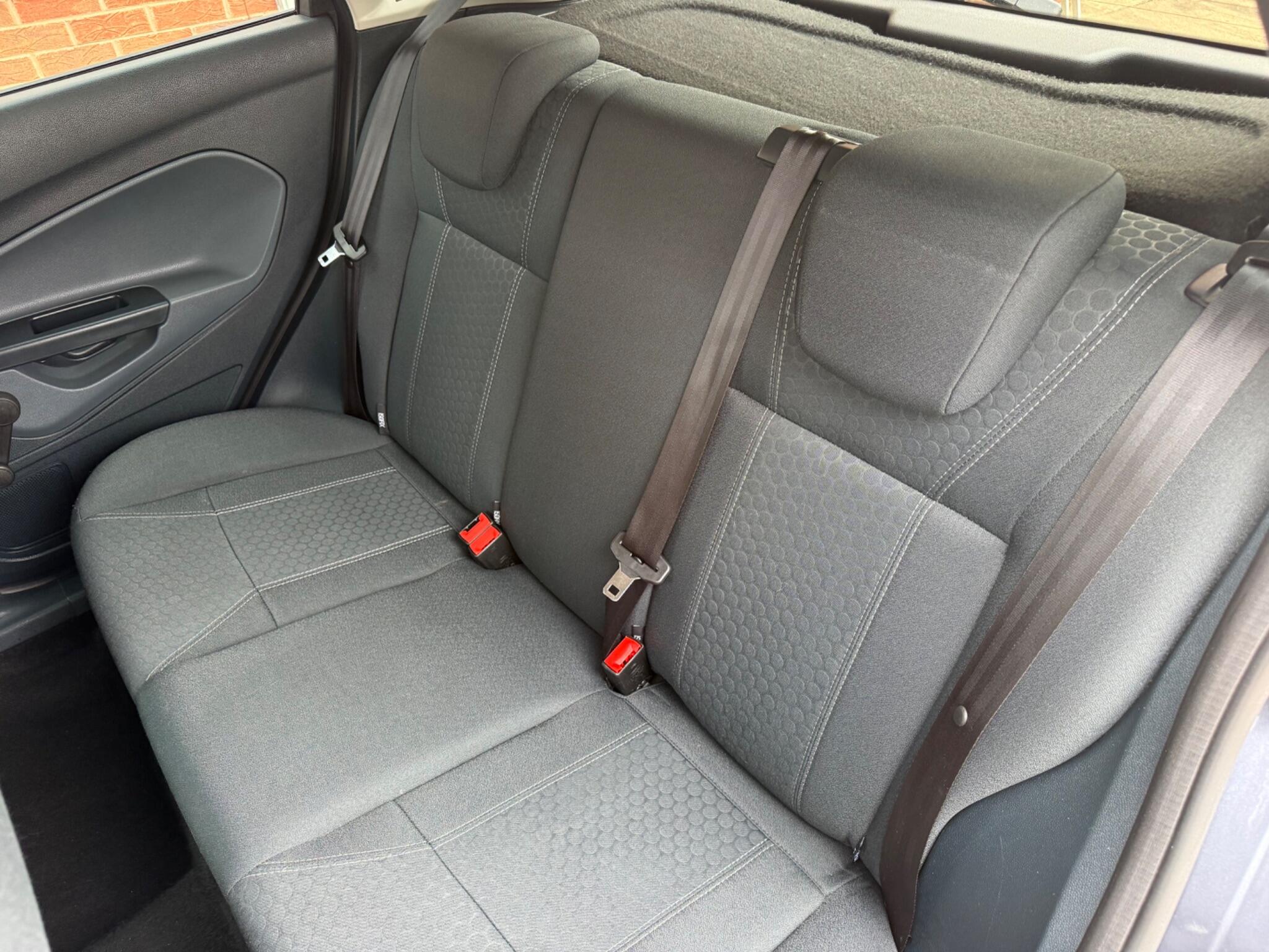 Ford Fiesta view 17