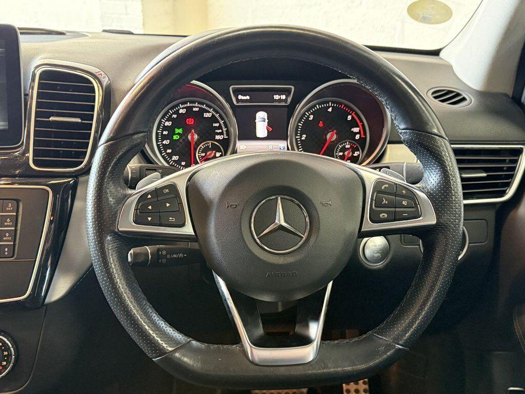 Mercedes-Benz Gle view 36