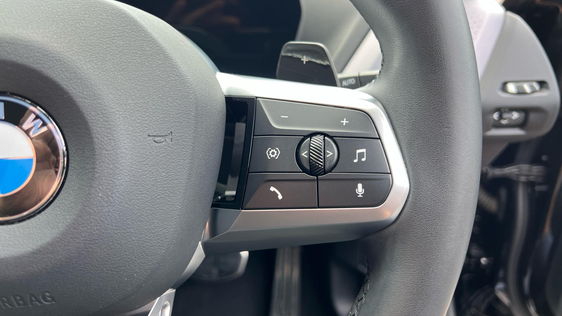 BMW 1 Series view 18