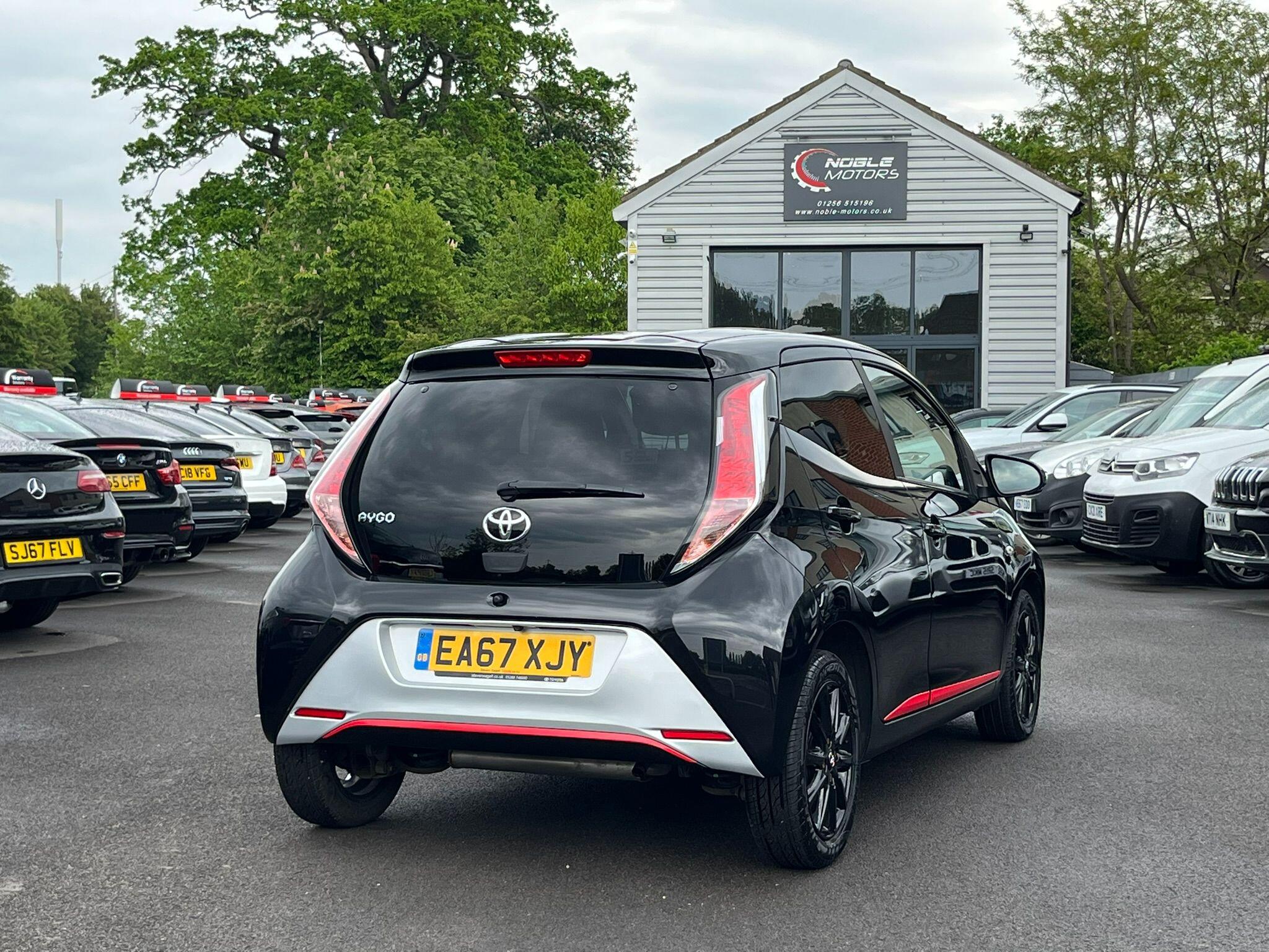 Toyota Aygo view 7