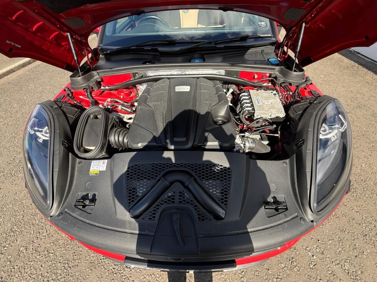 Porsche Macan view 44