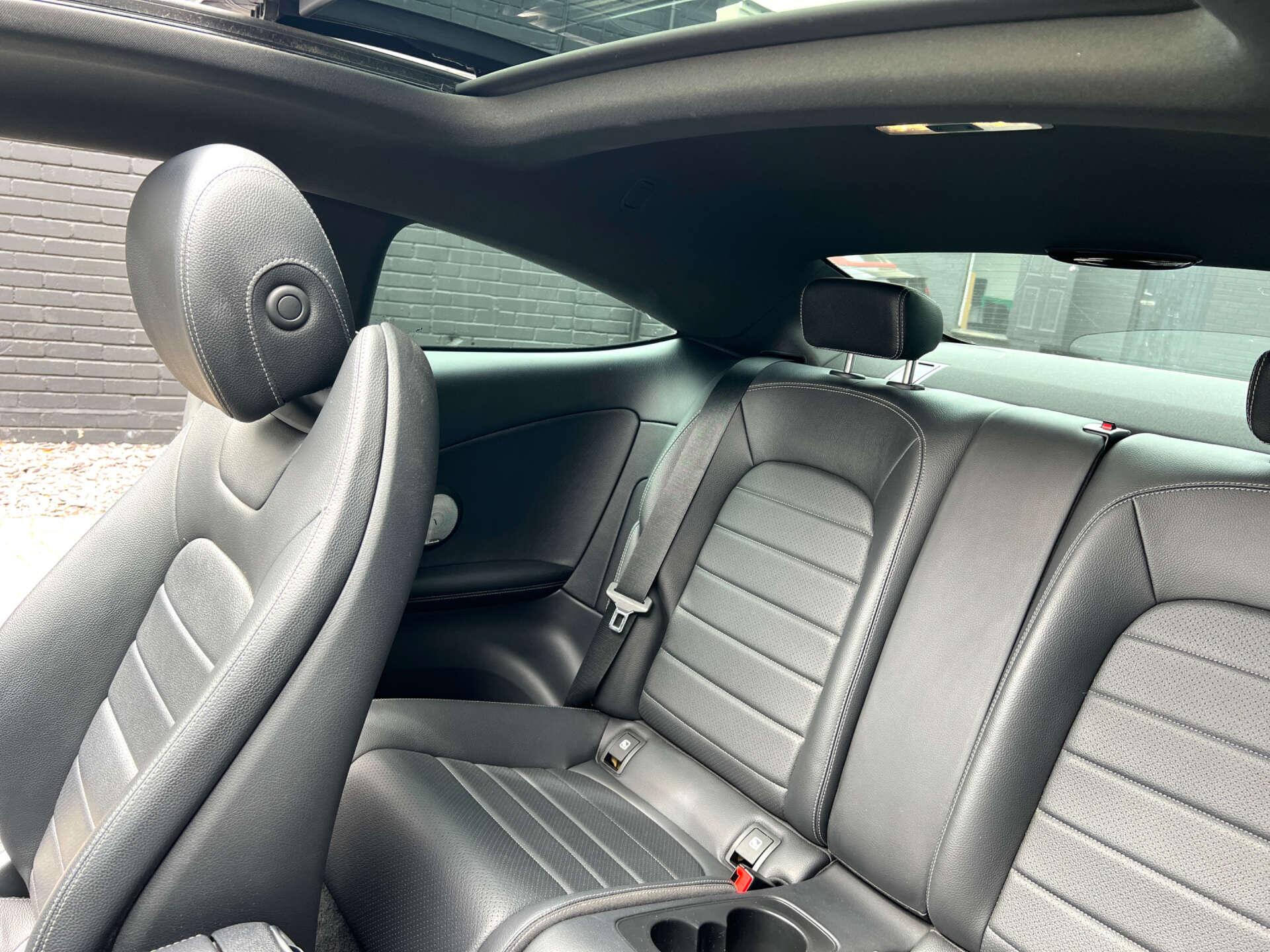 Mercedes-Benz C Class view 29